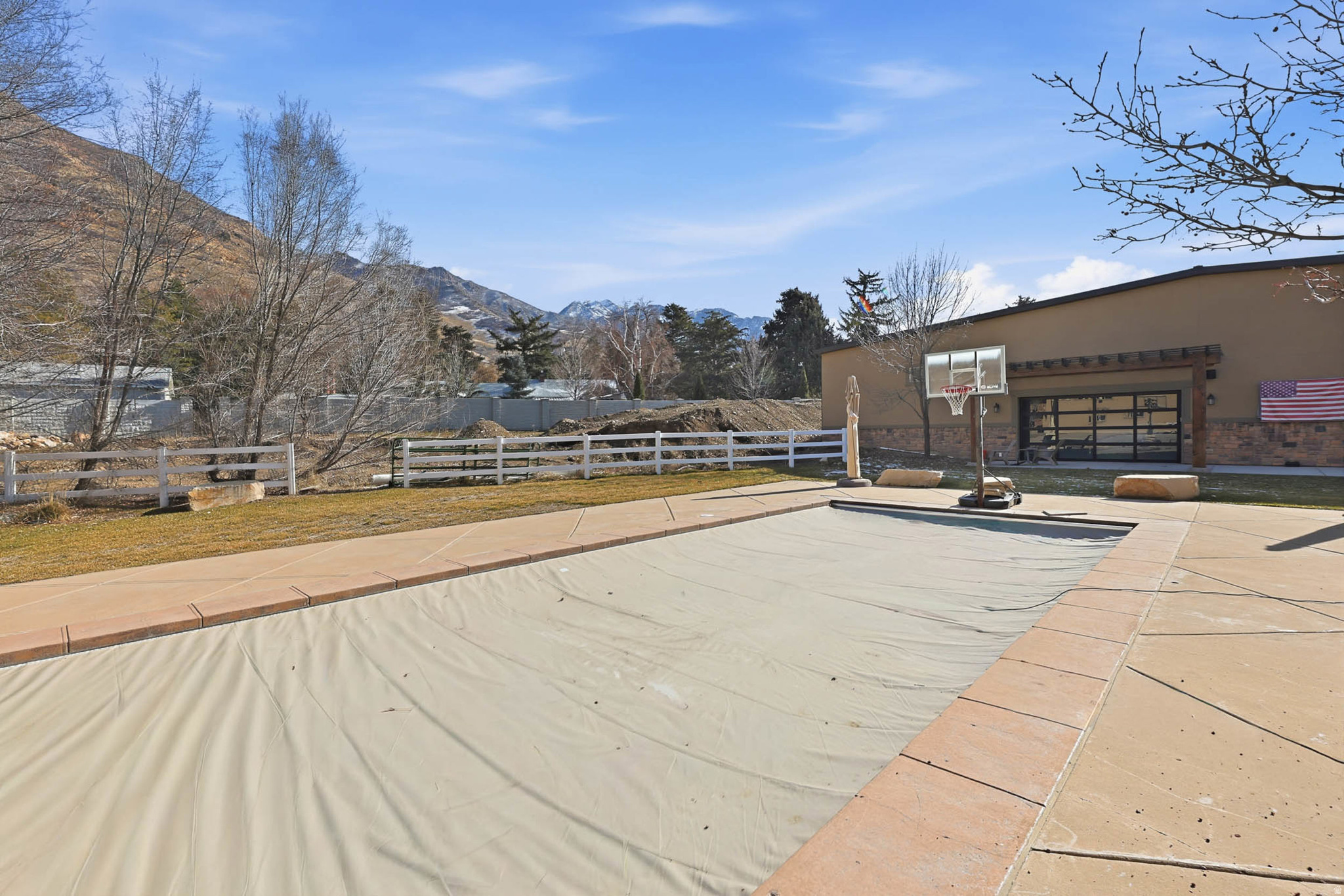 main property photo 88