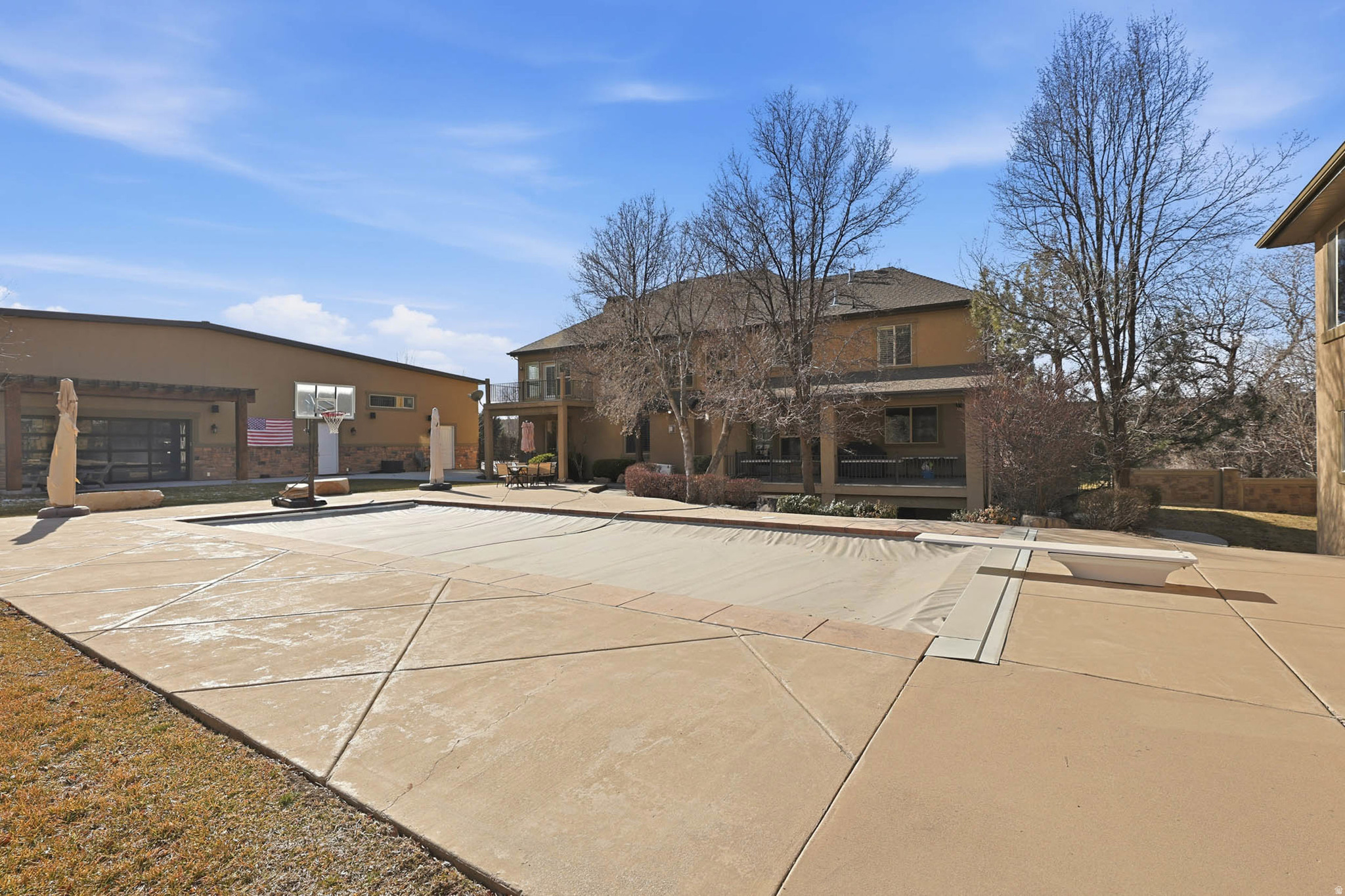 main property photo 95