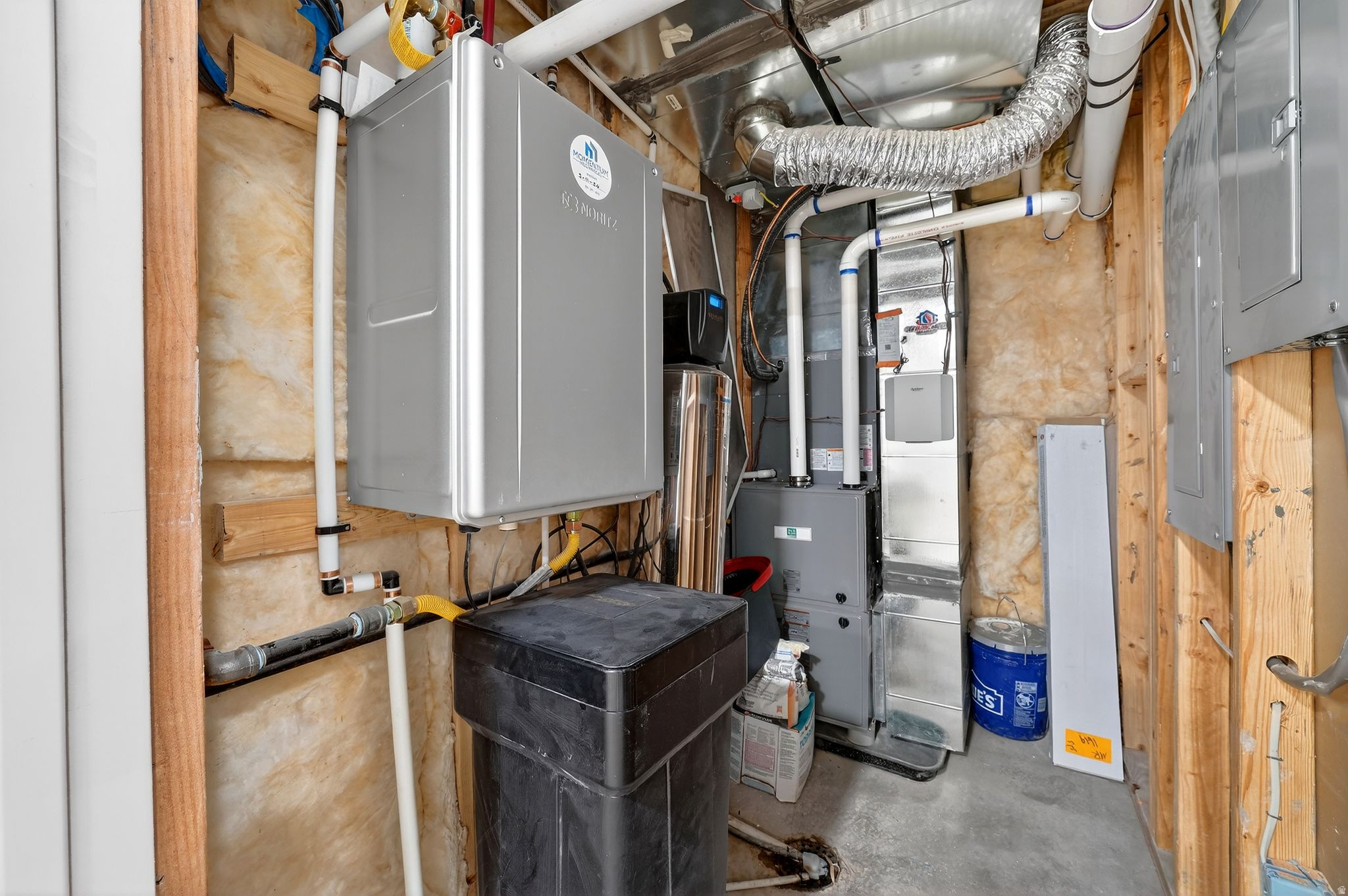 main property photo 42