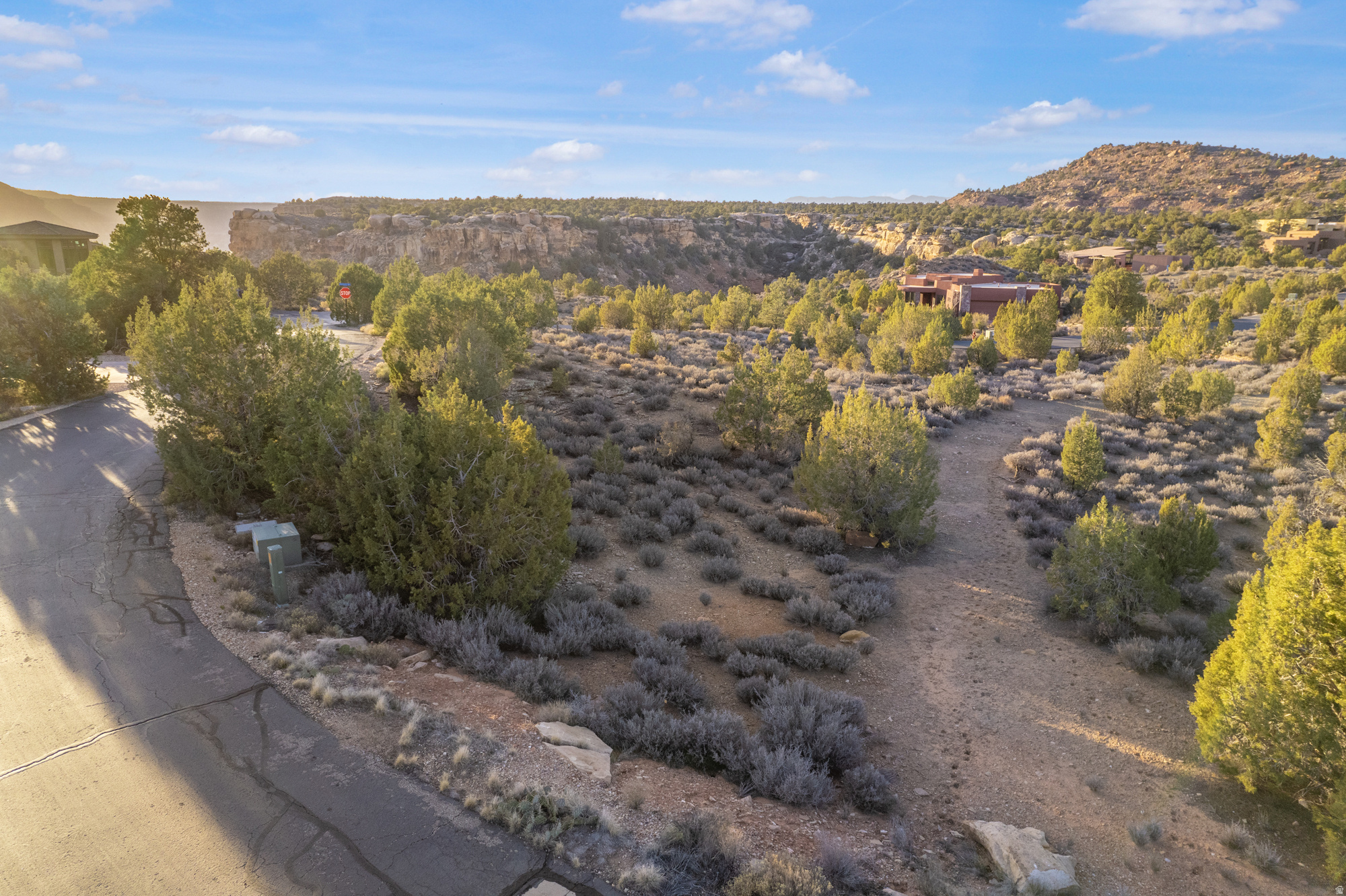 main property photo 13