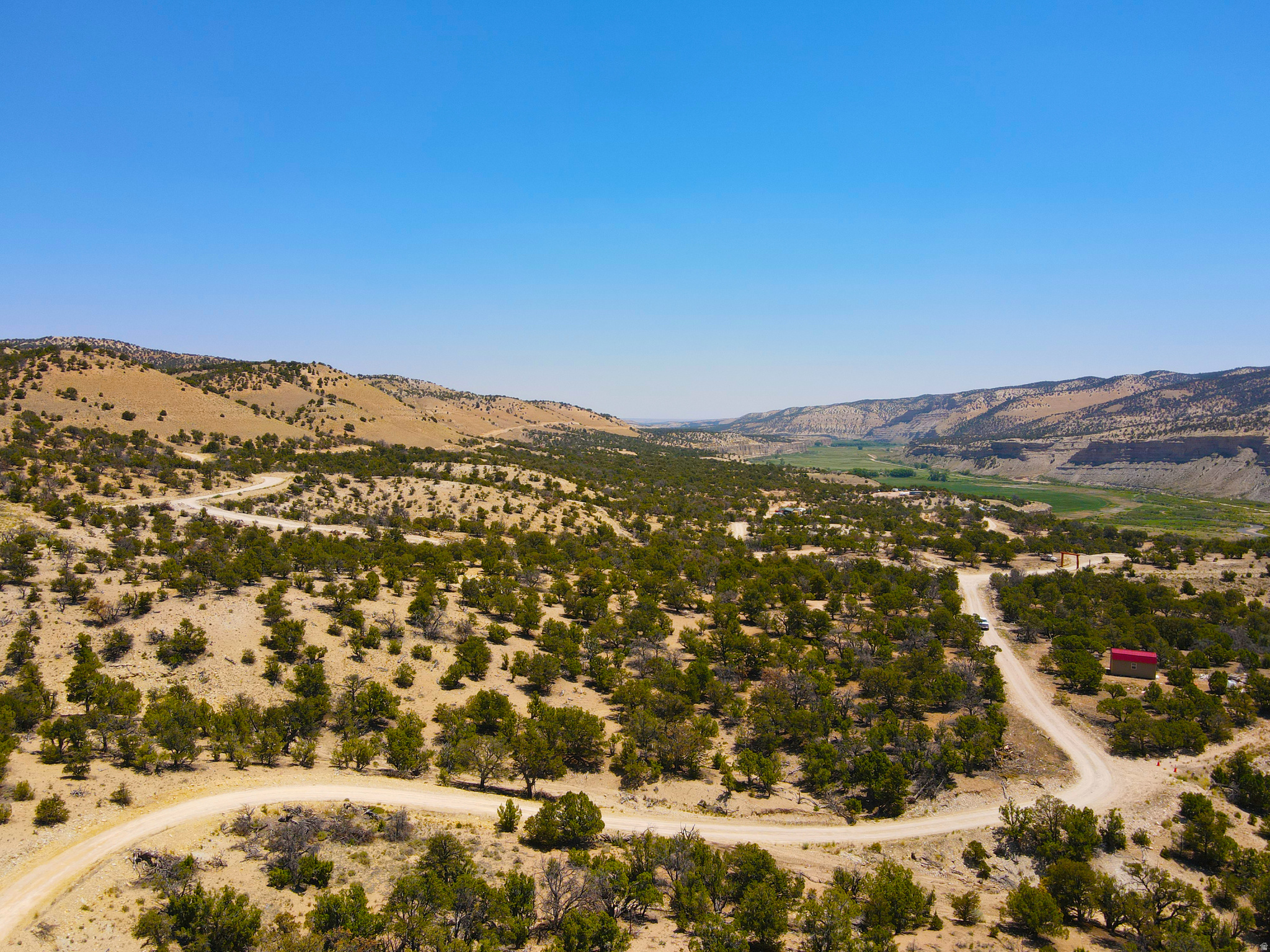 main property photo 16