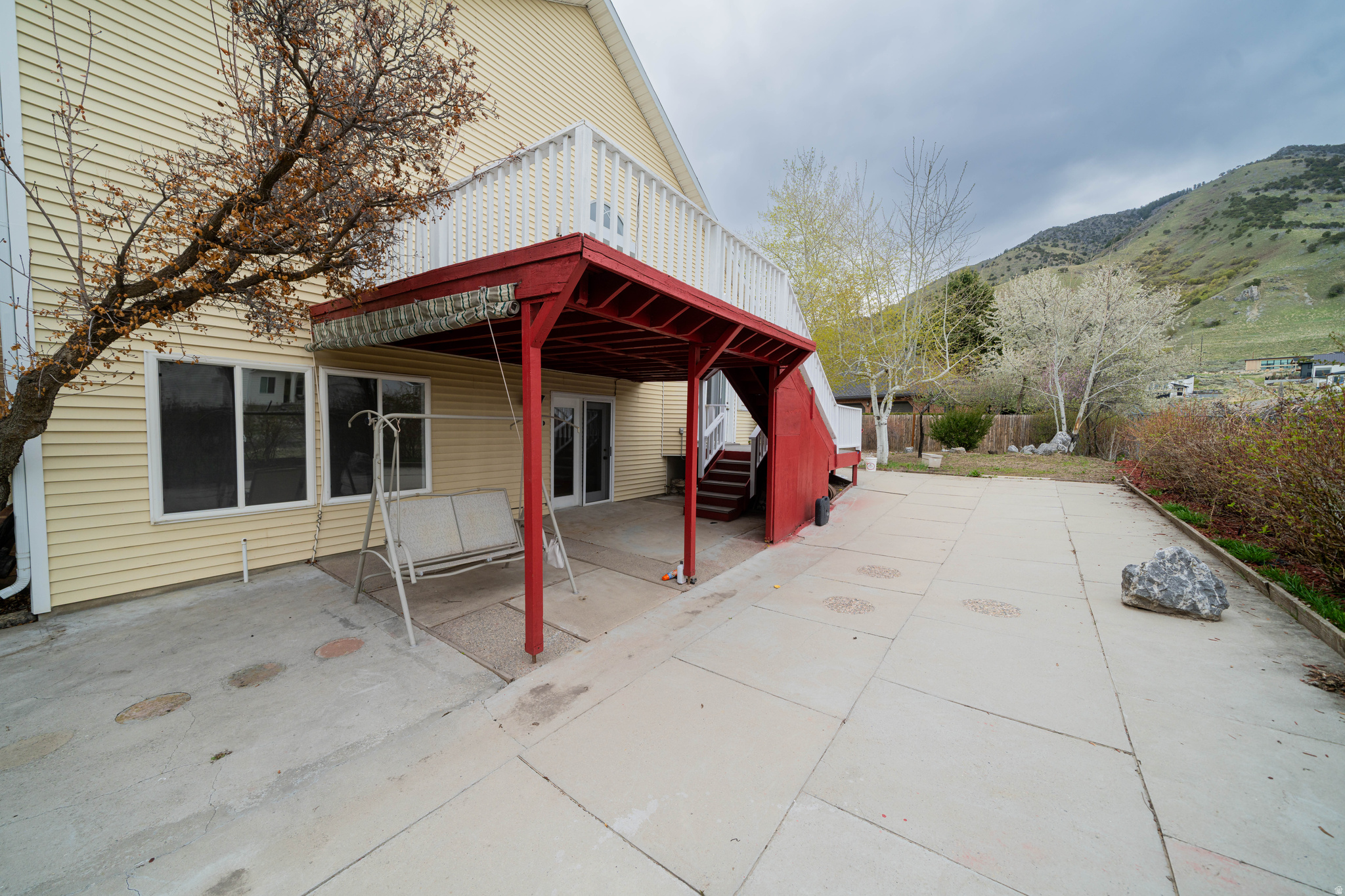 main property photo 44
