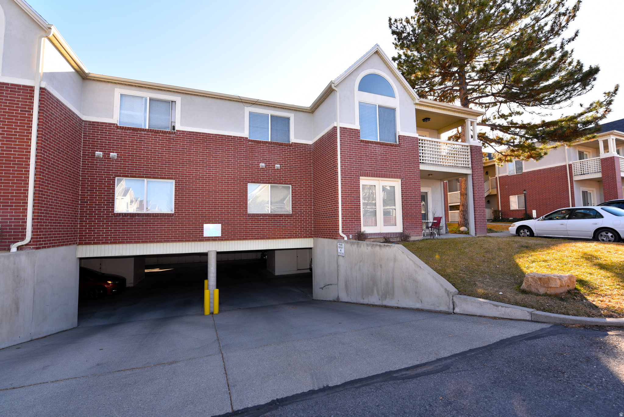 main property photo 18