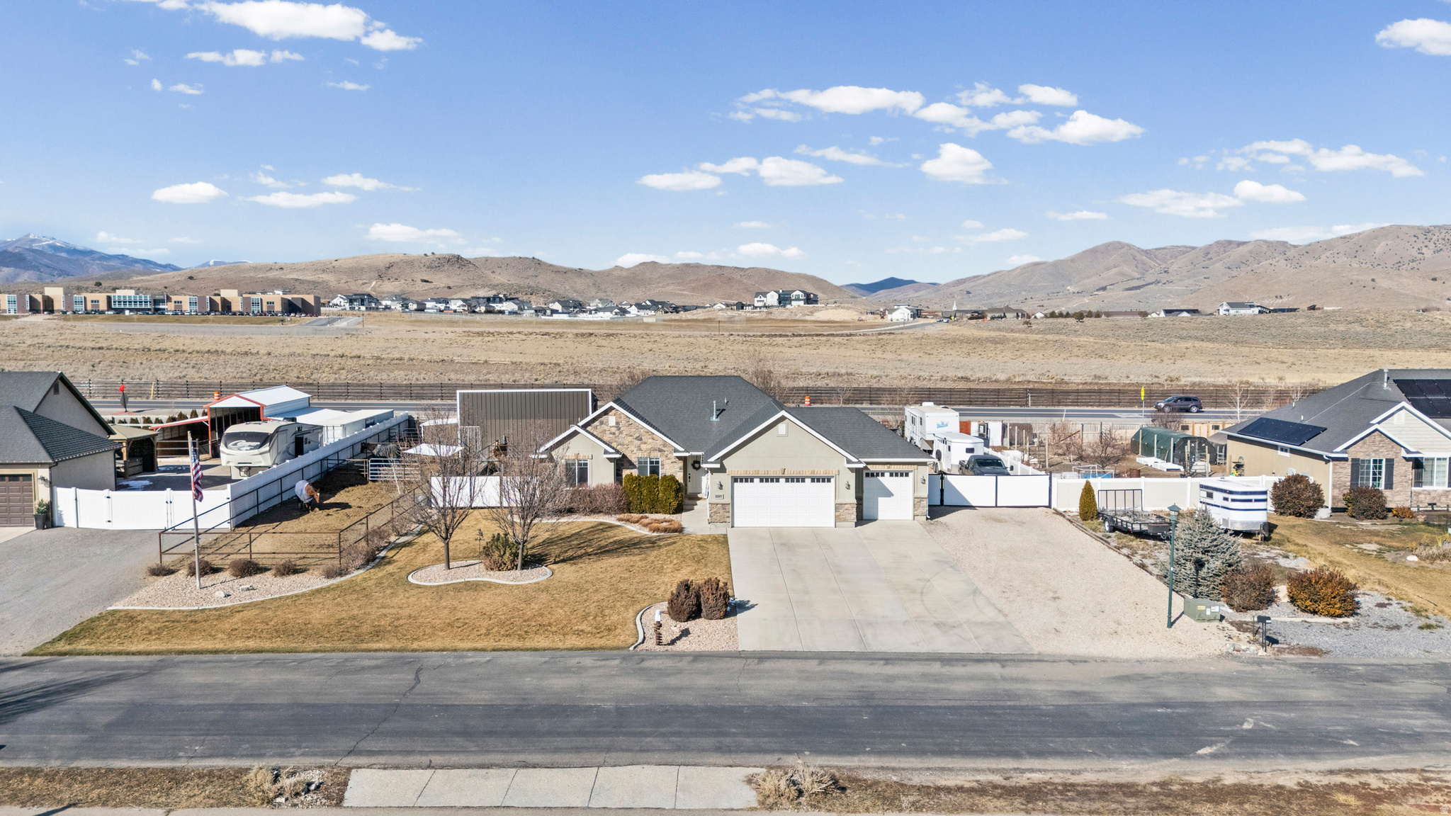 main property photo 46
