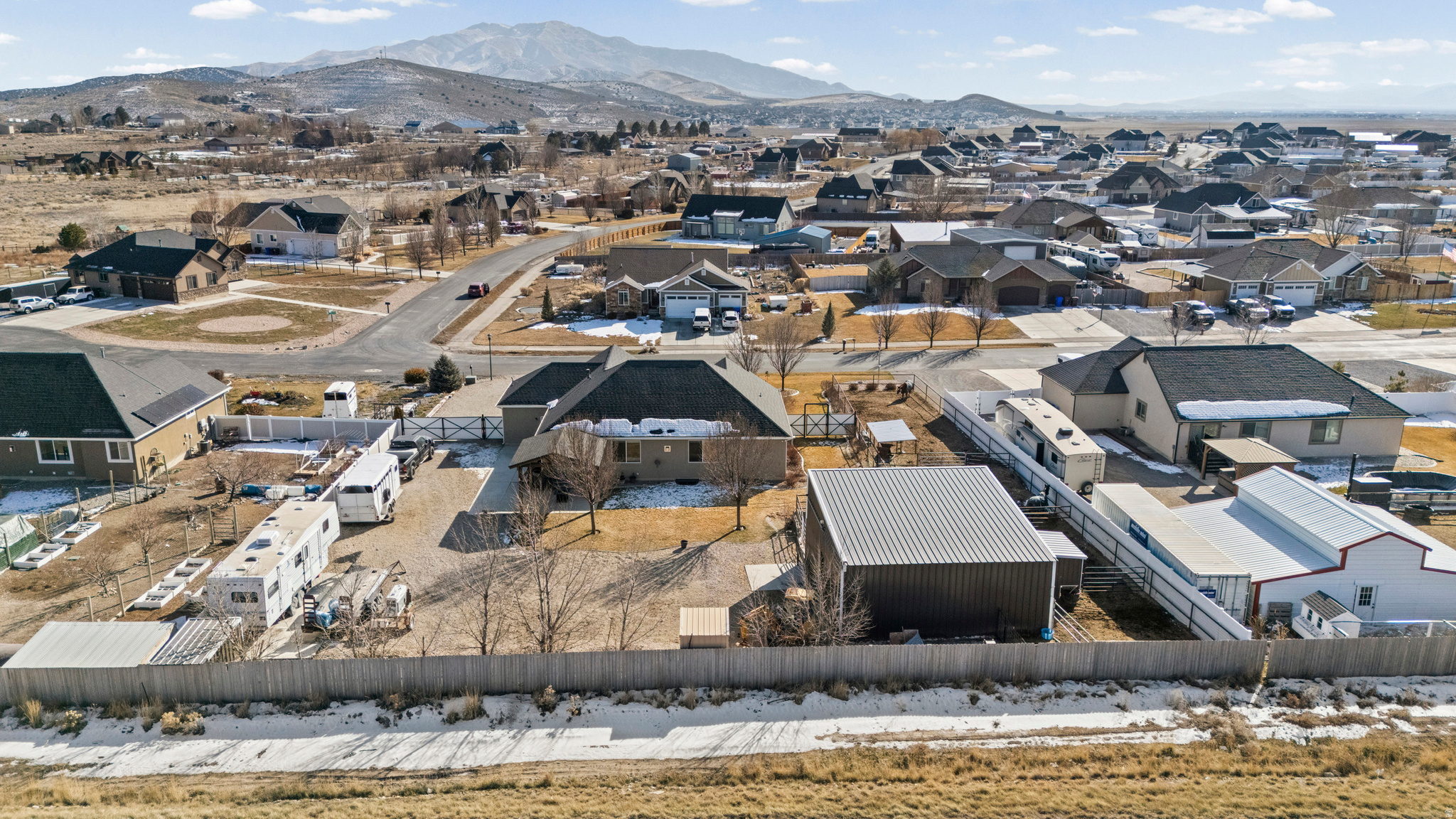 main property photo 50