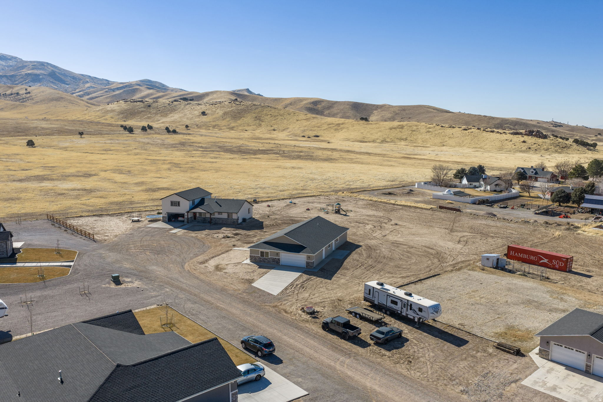 main property photo 39