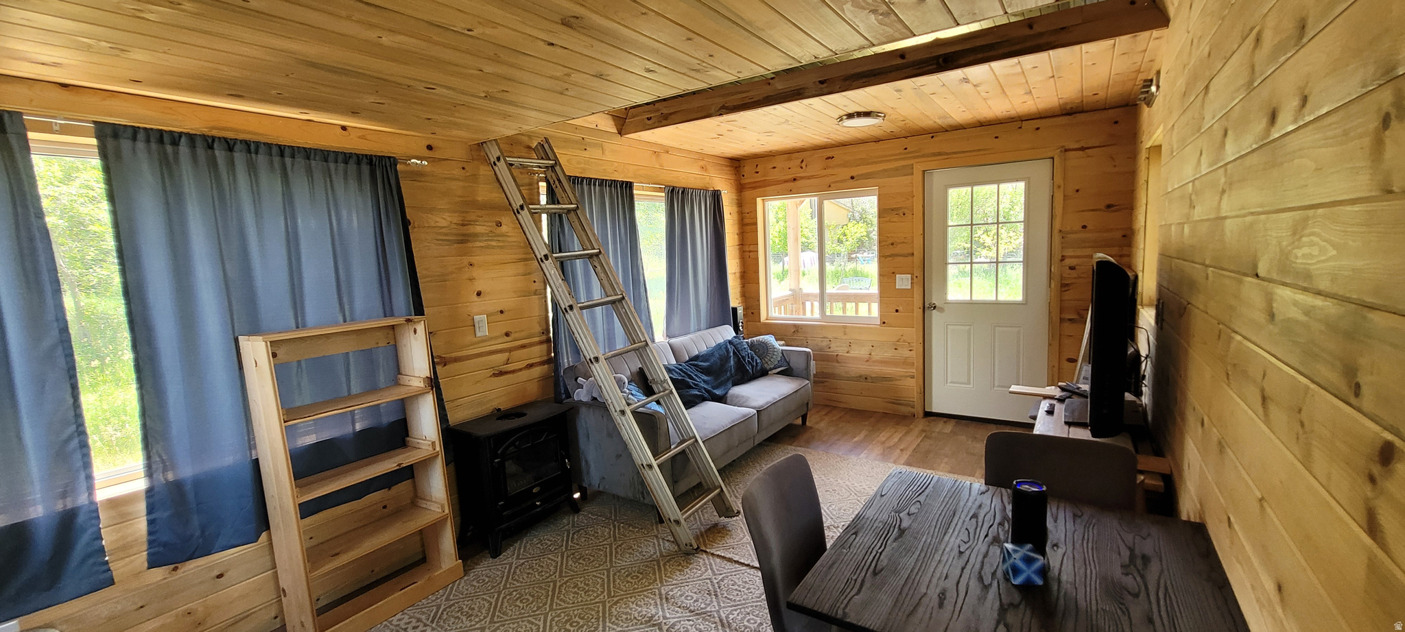 main property photo 26