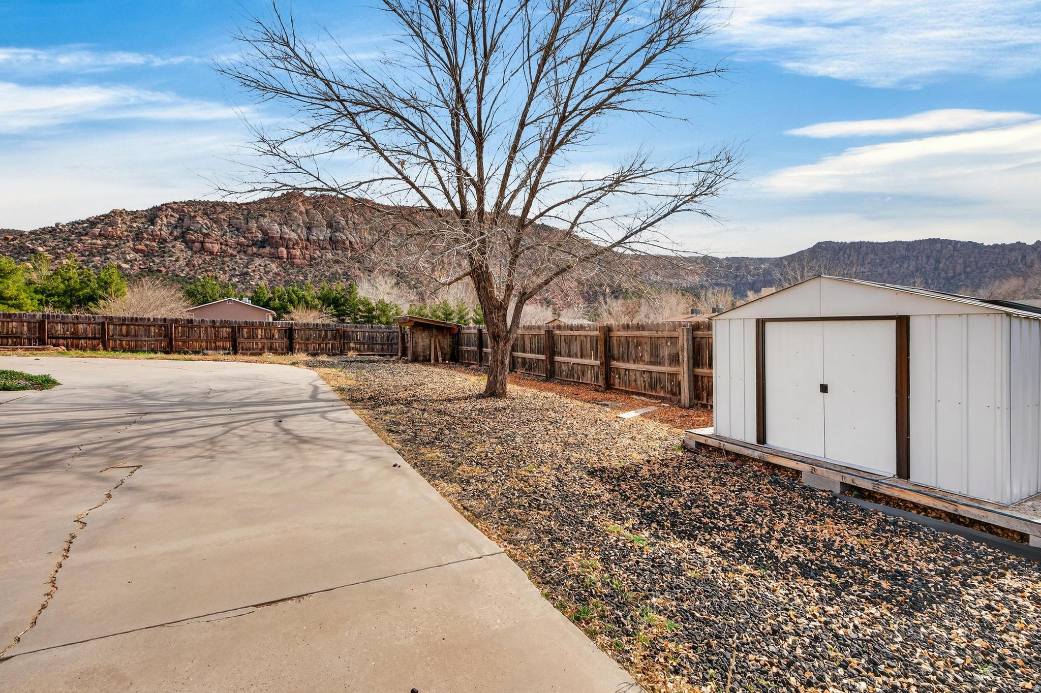 main property photo 32
