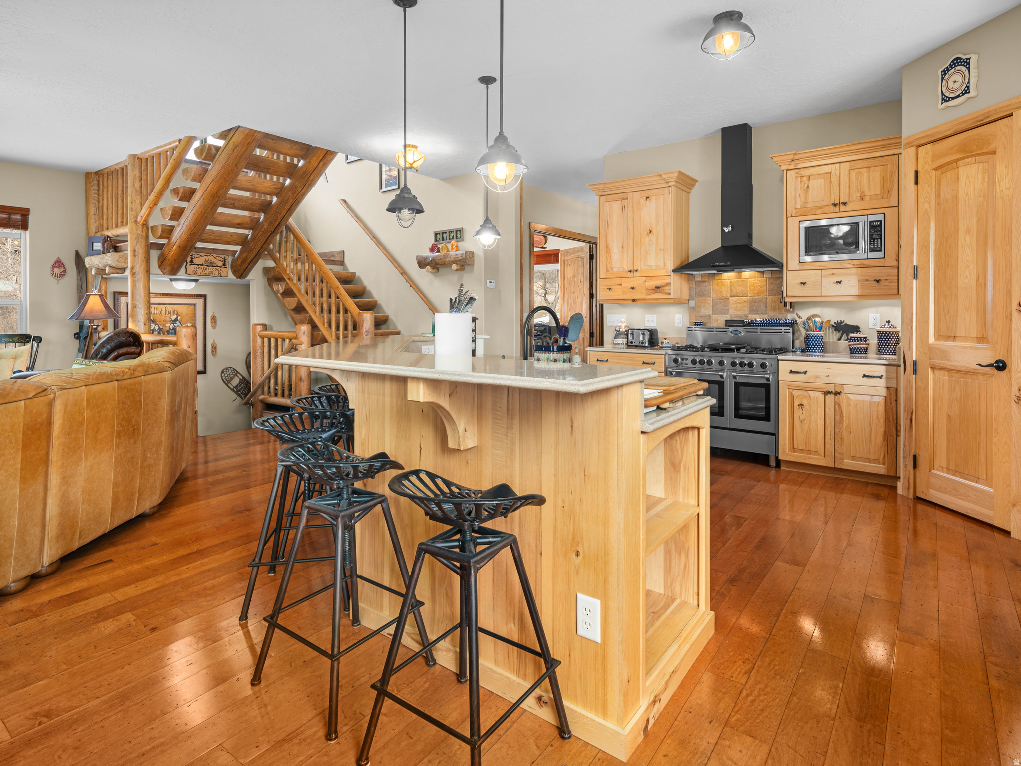 main property photo 10