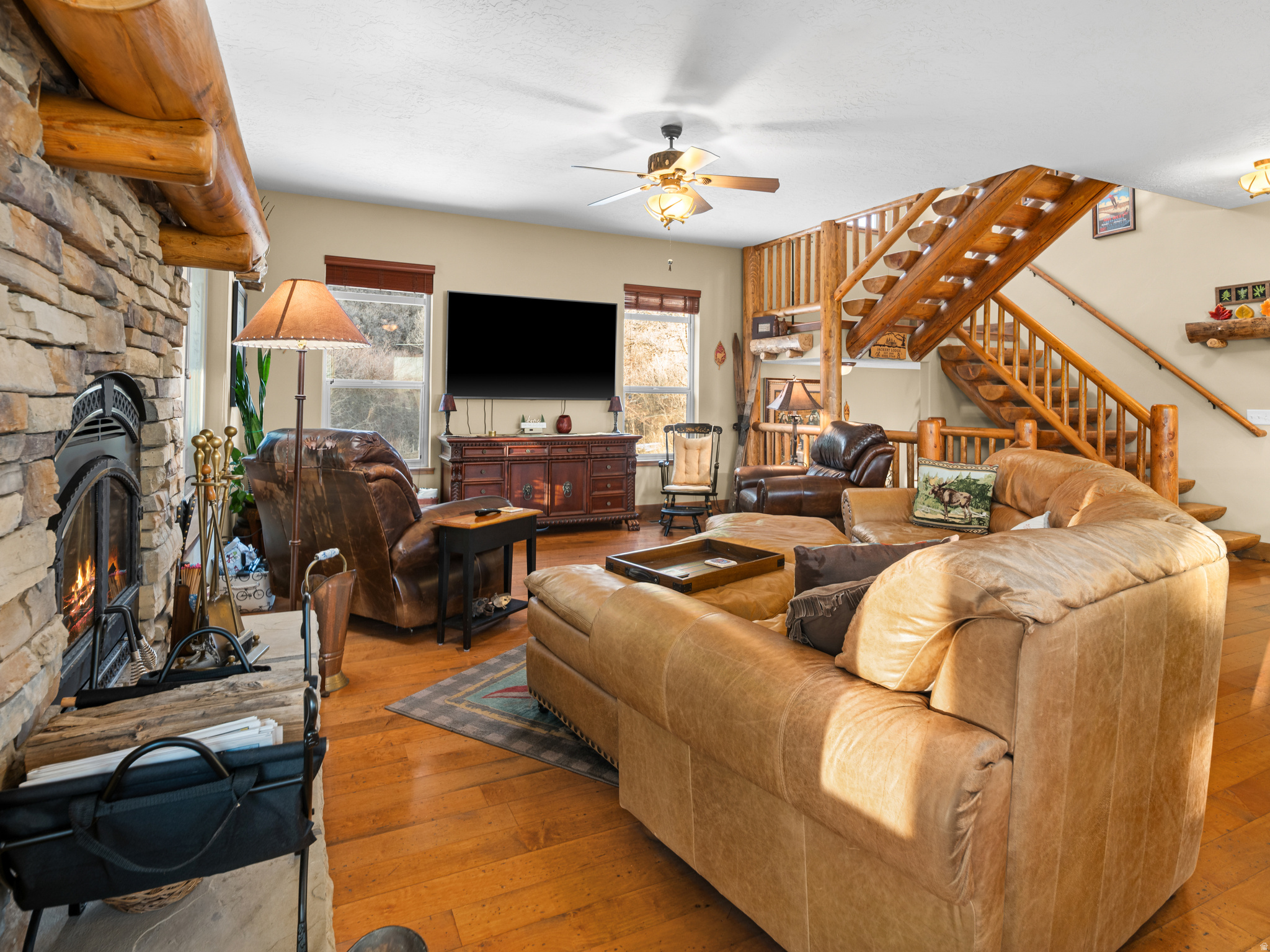 main property photo 15
