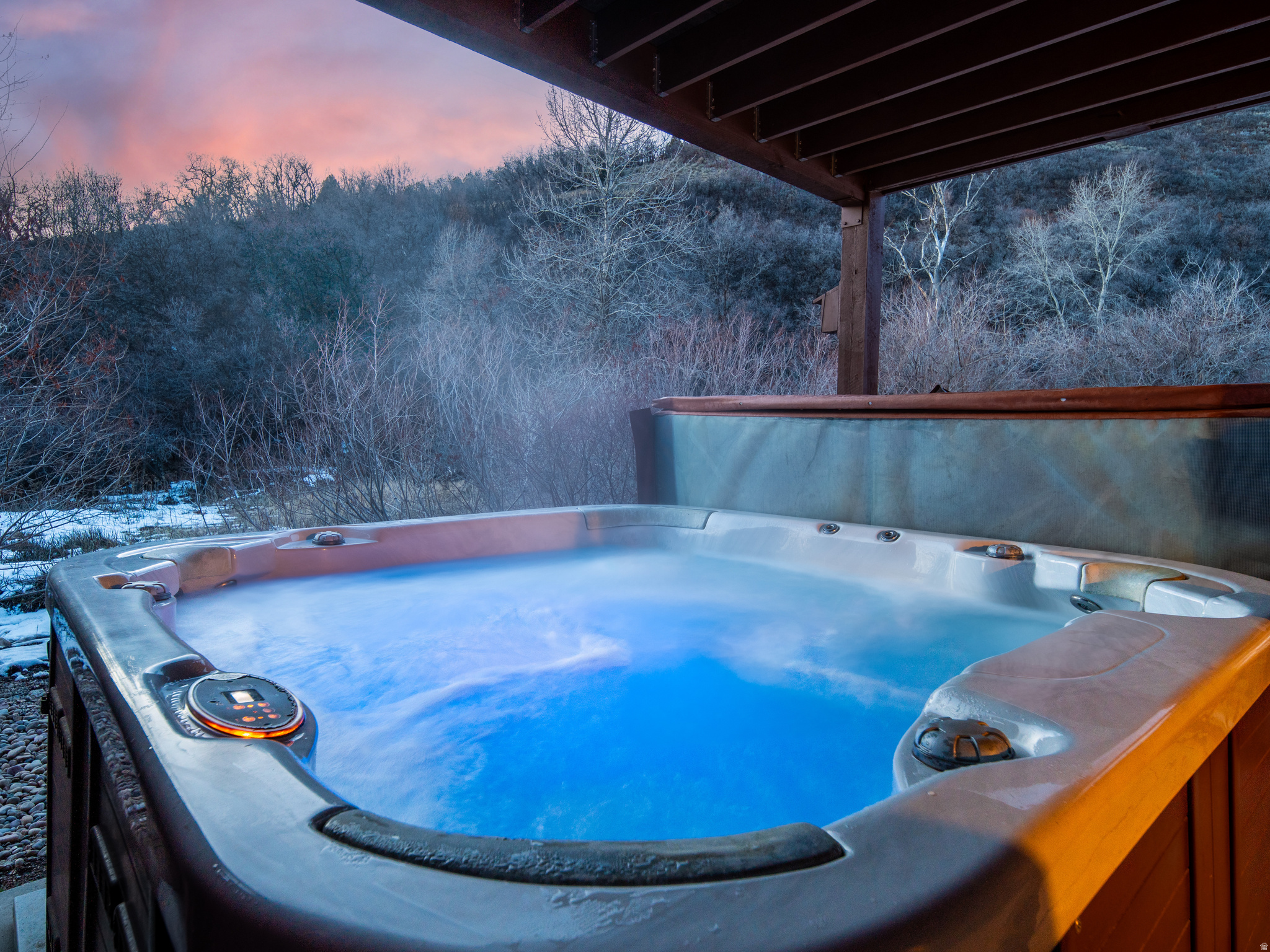 main property photo 44