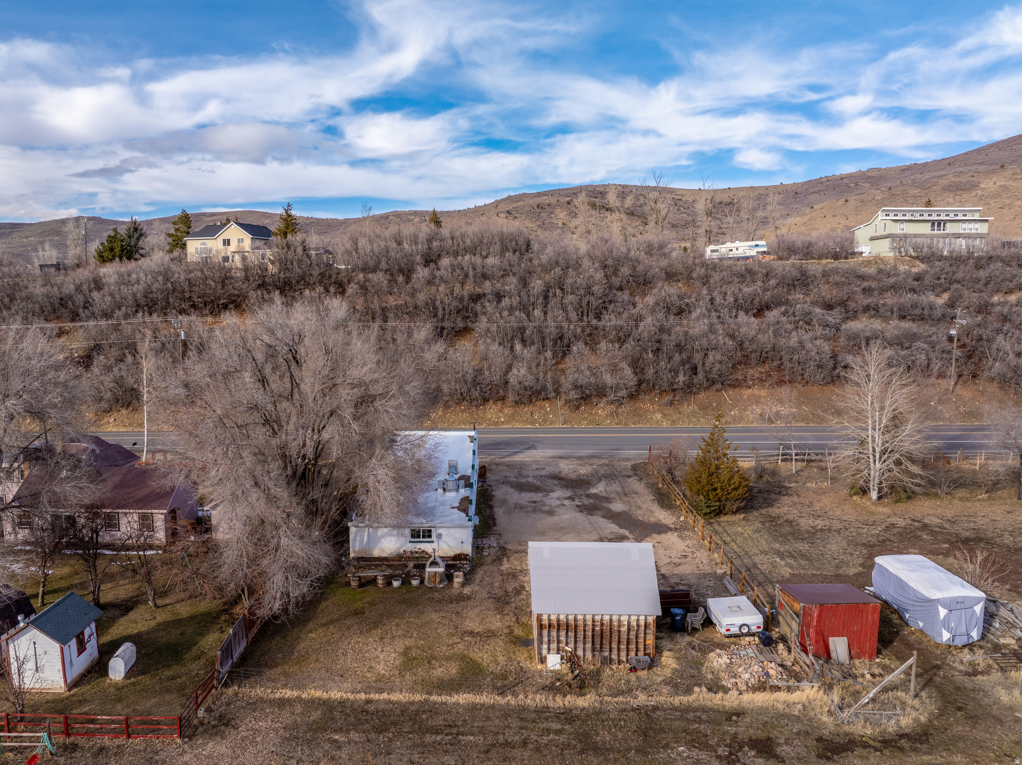 main property photo 40
