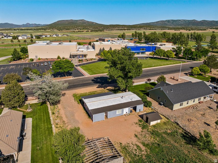 main property photo 27