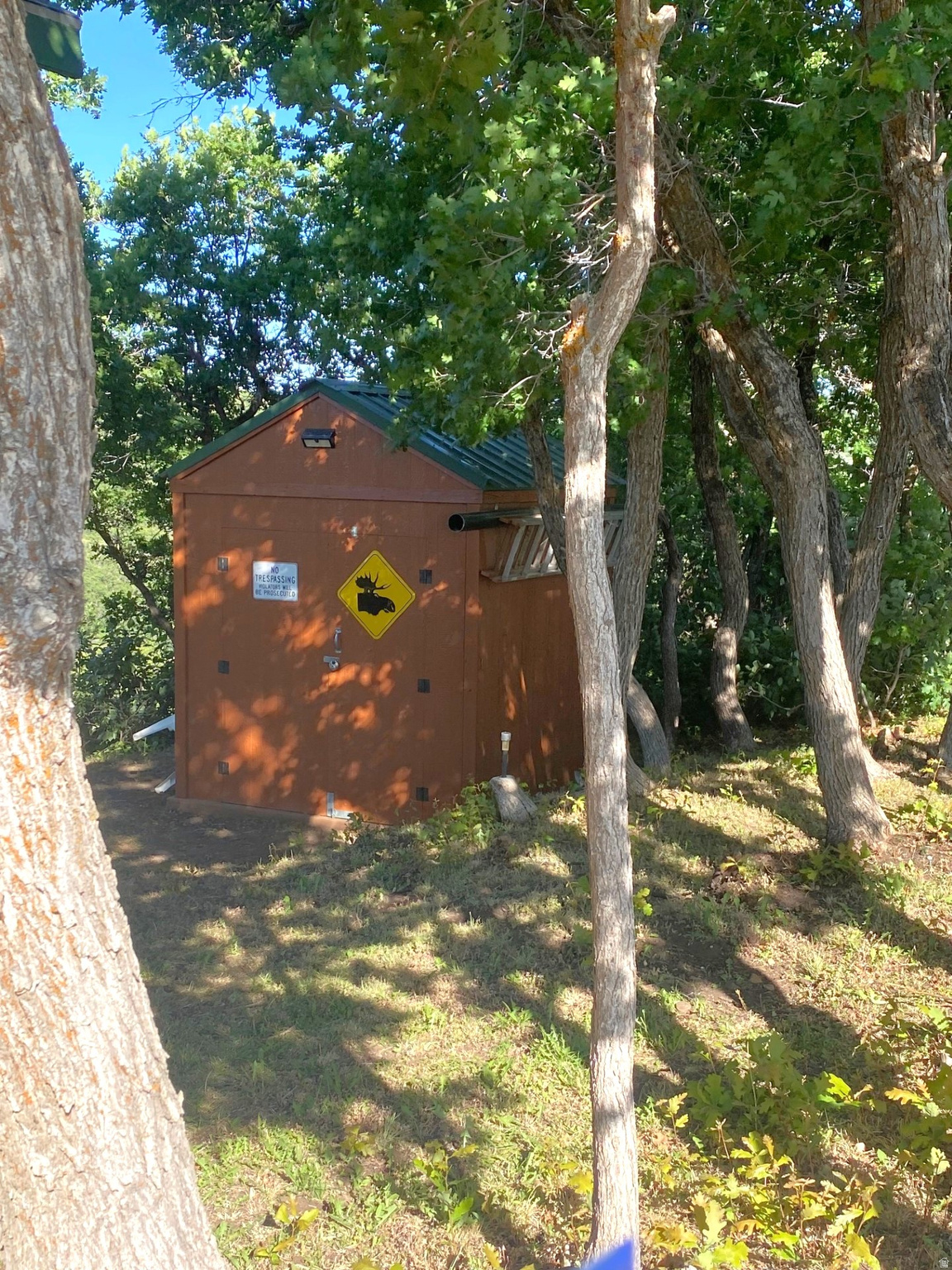 main property photo 14