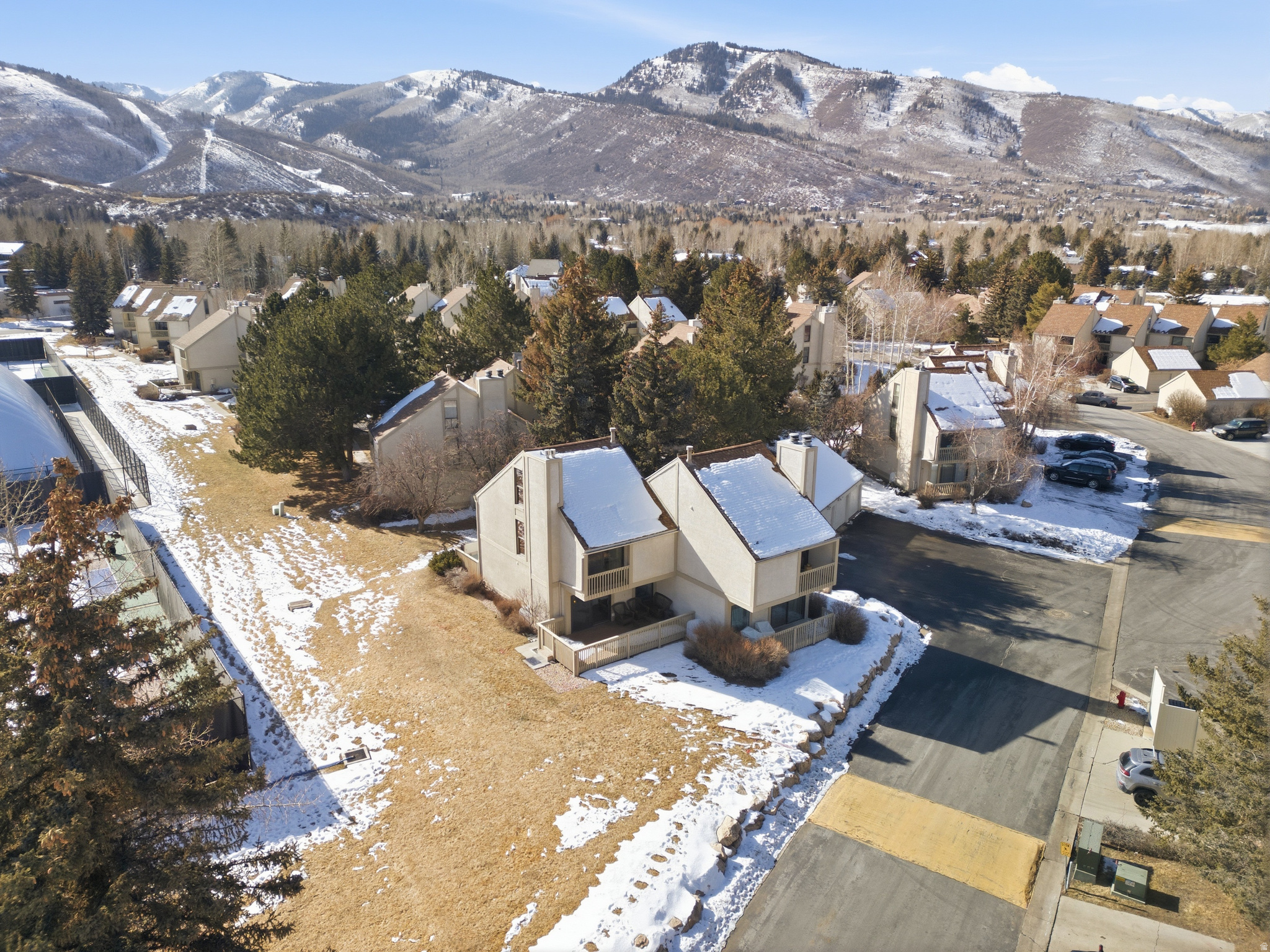 main property photo 41