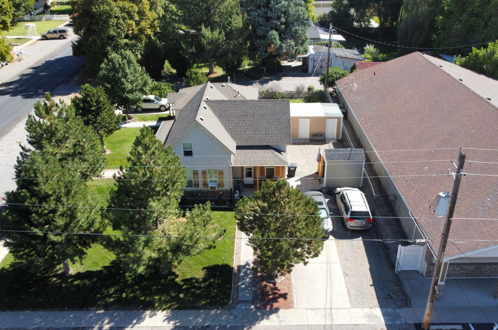 main property photo 27