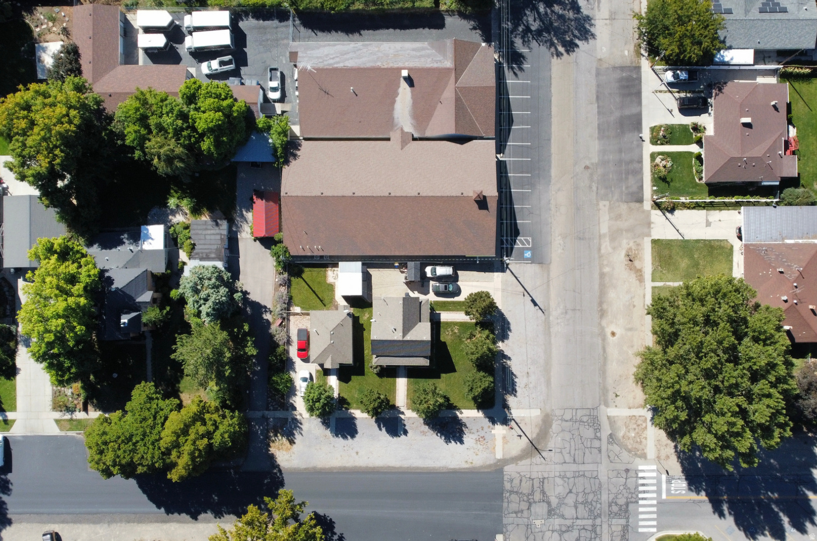 main property photo 29