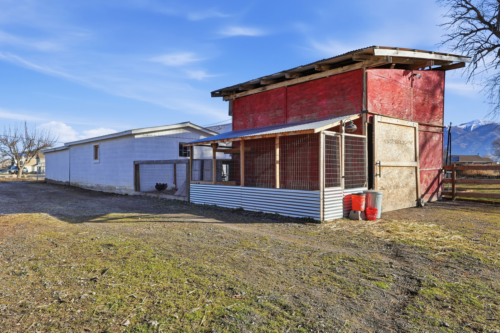 main property photo 24