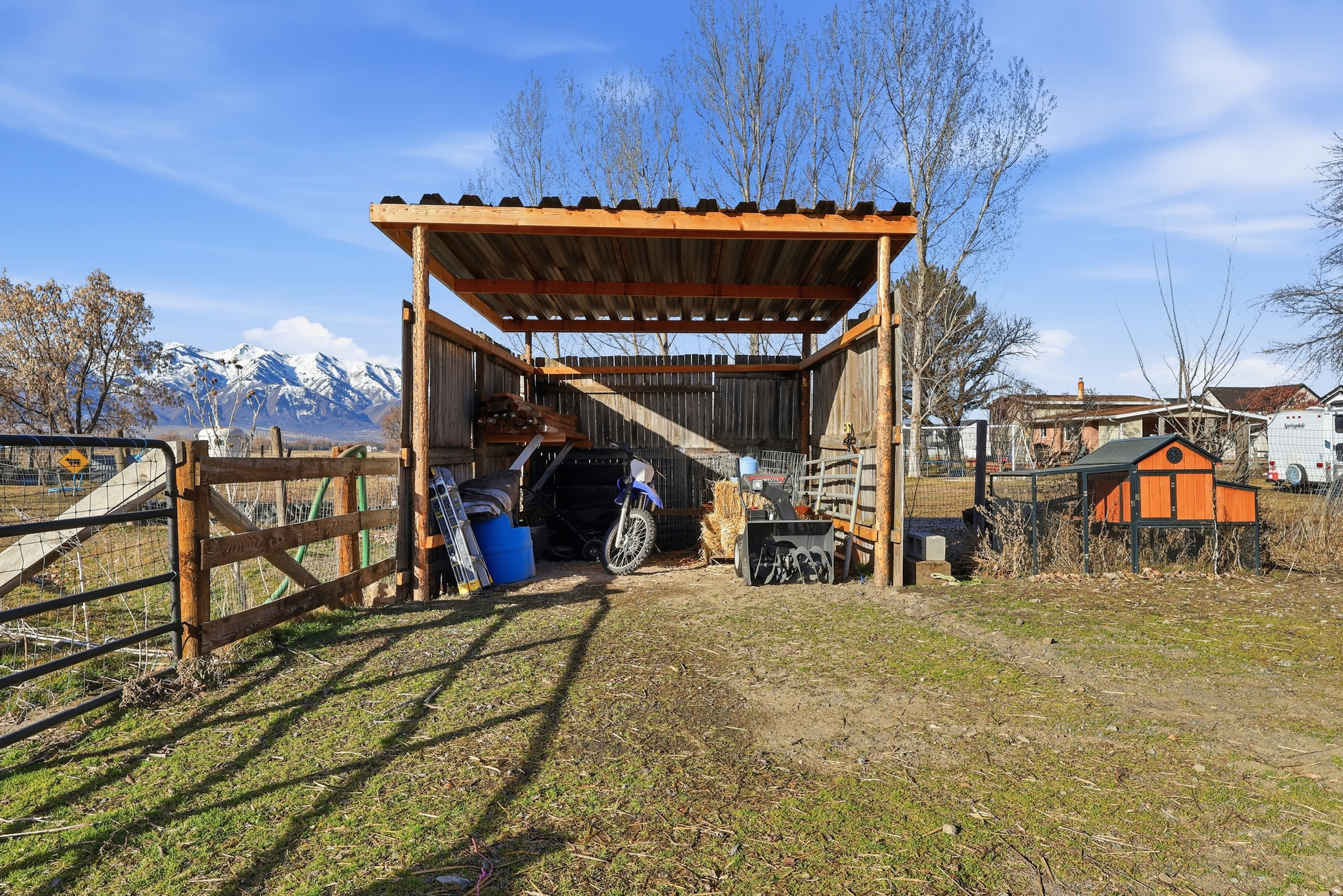 main property photo 25