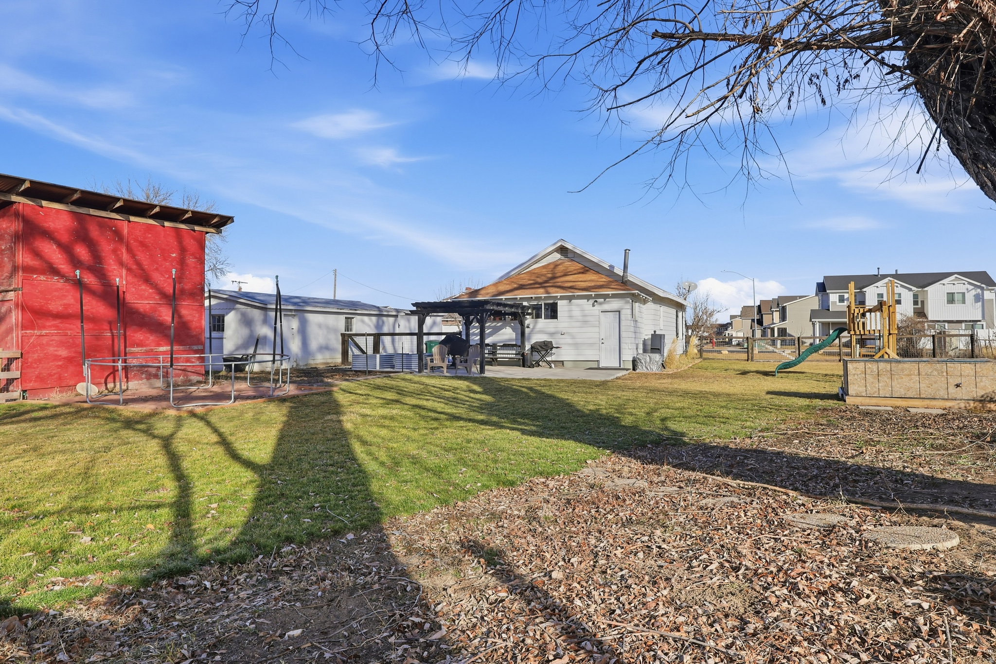 main property photo 29