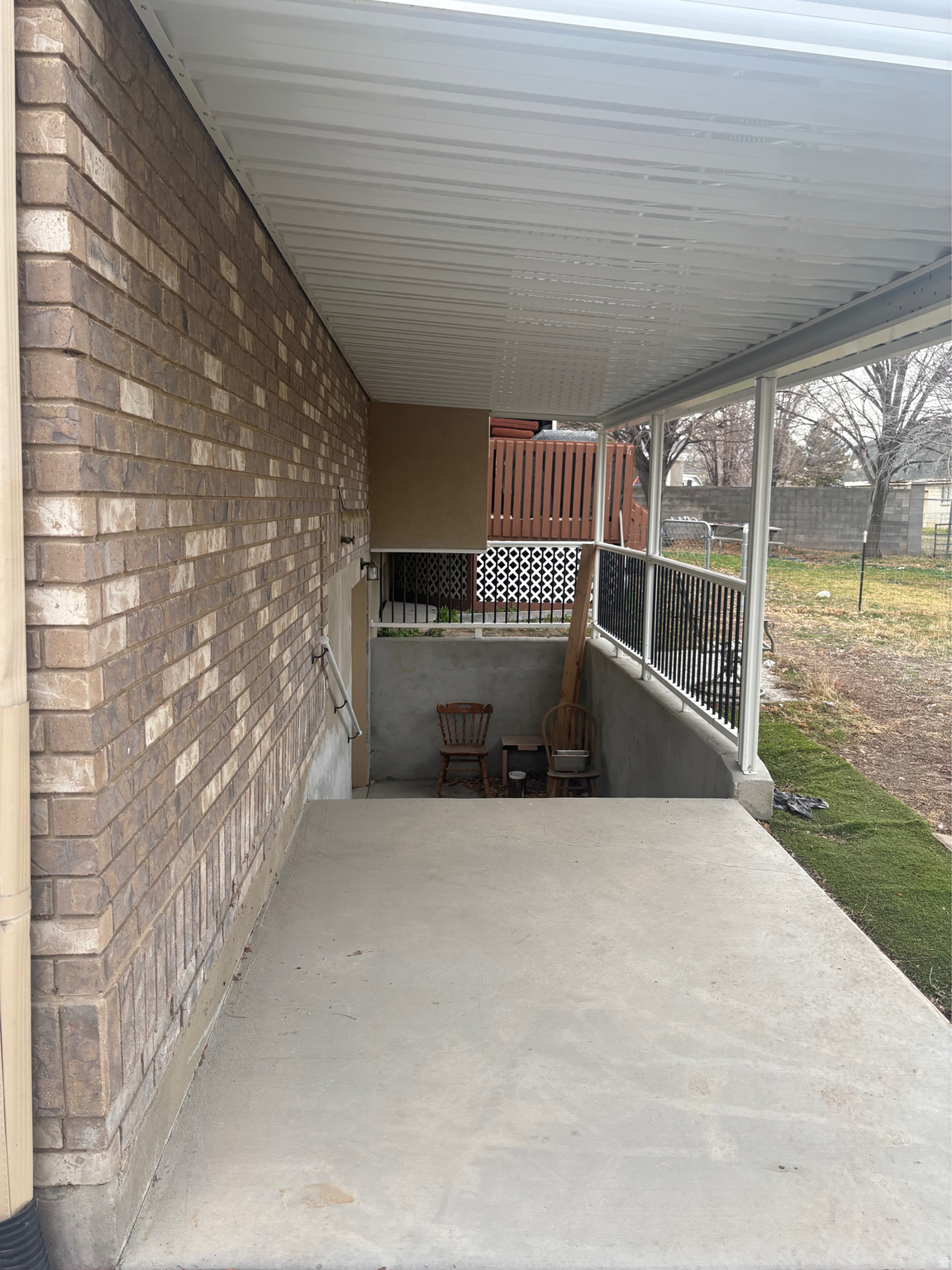 main property photo 10