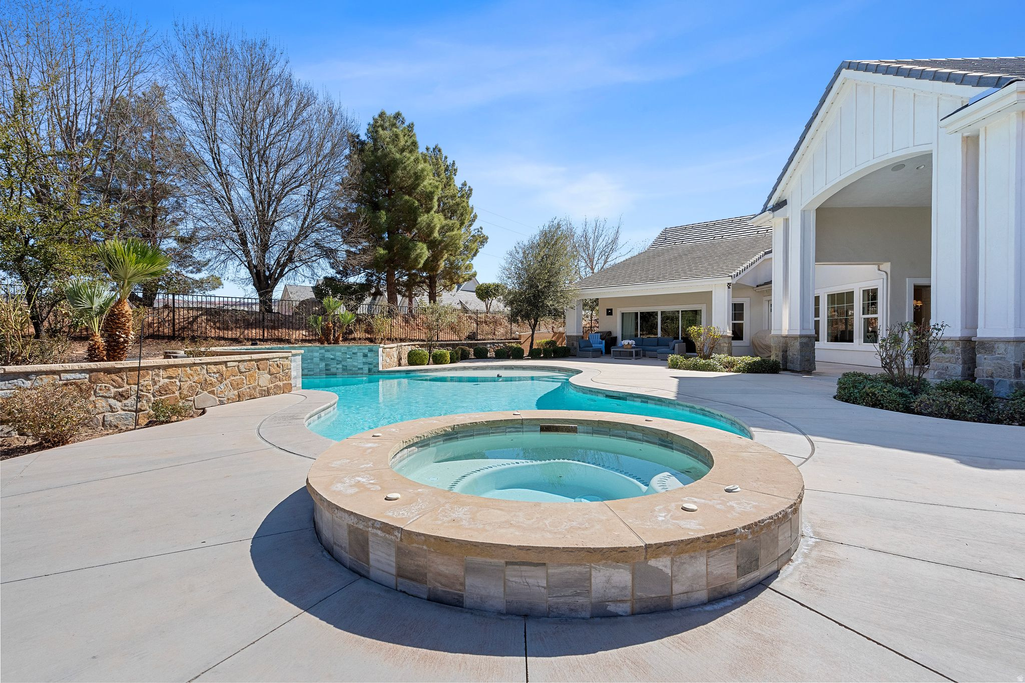 main property photo 49