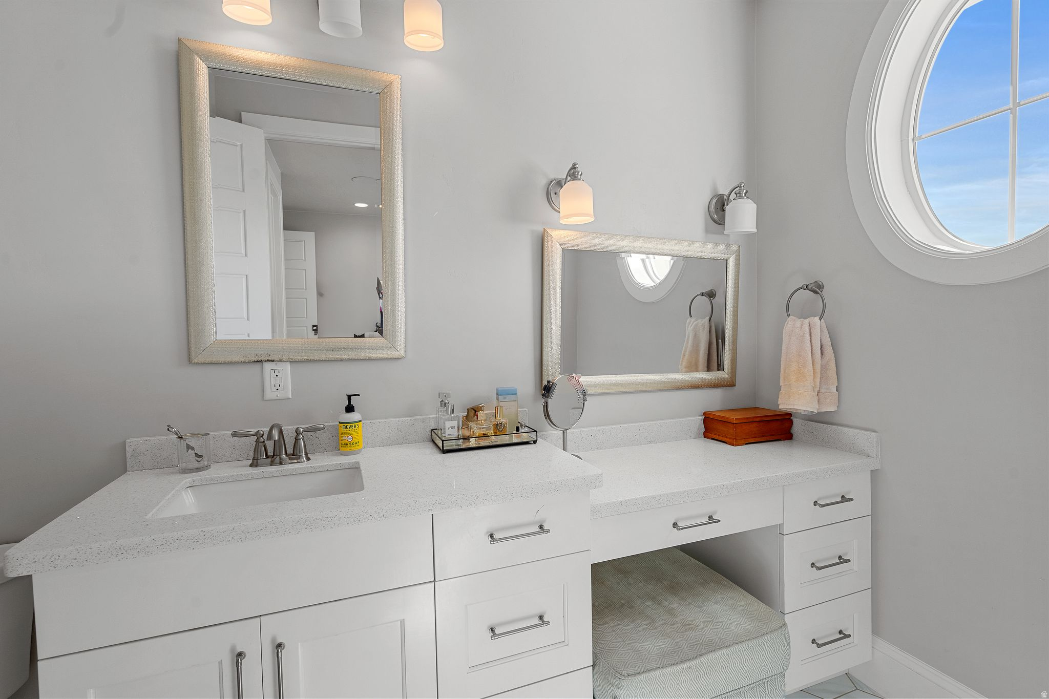 main property photo 78