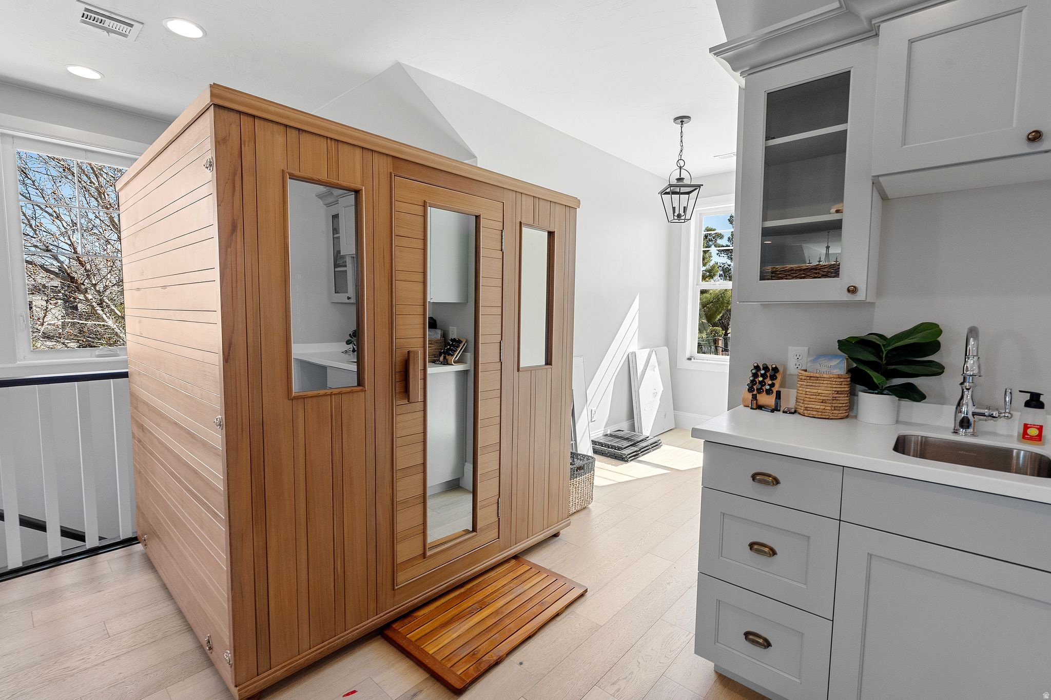 main property photo 85