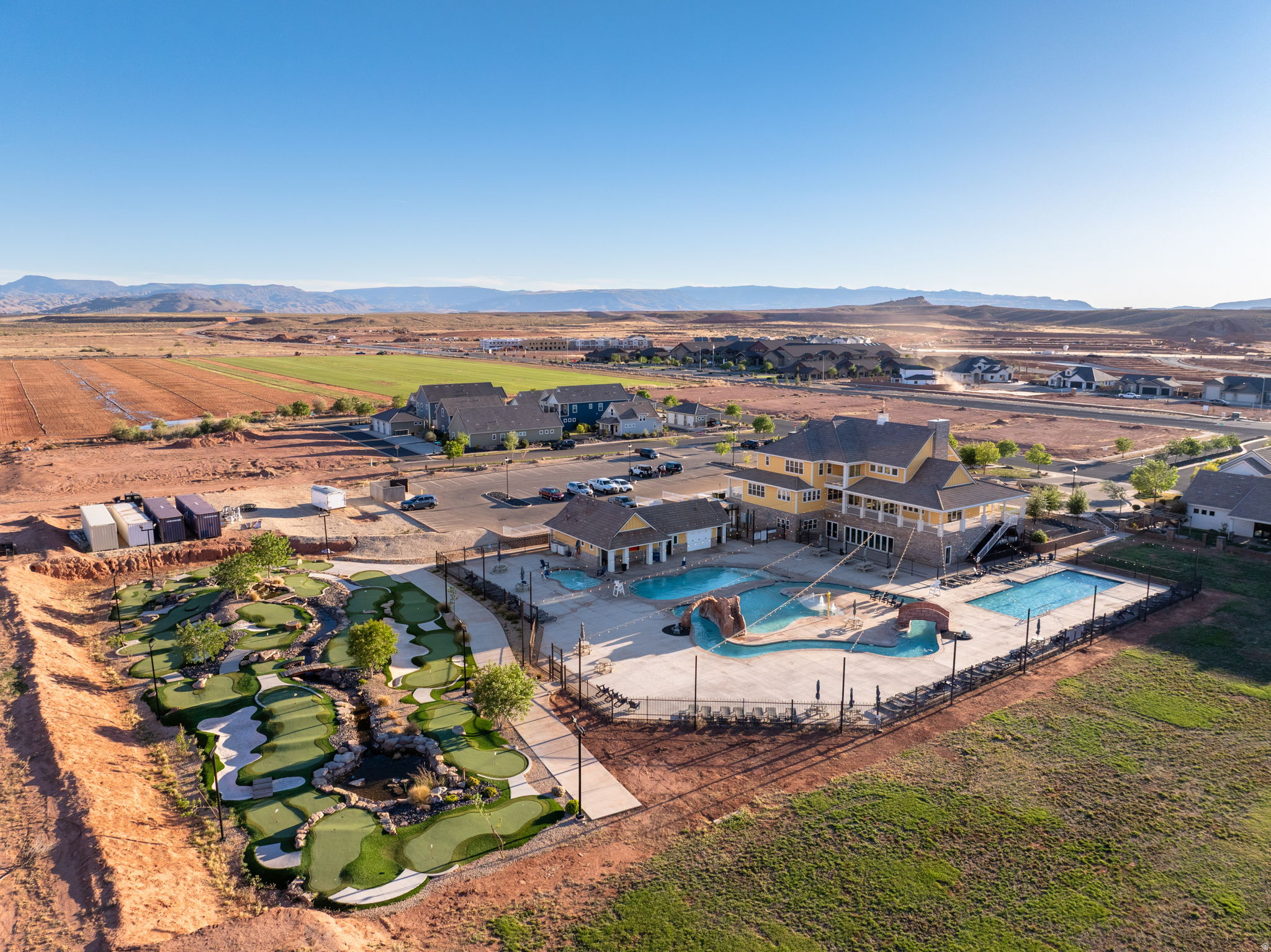 main property photo 8