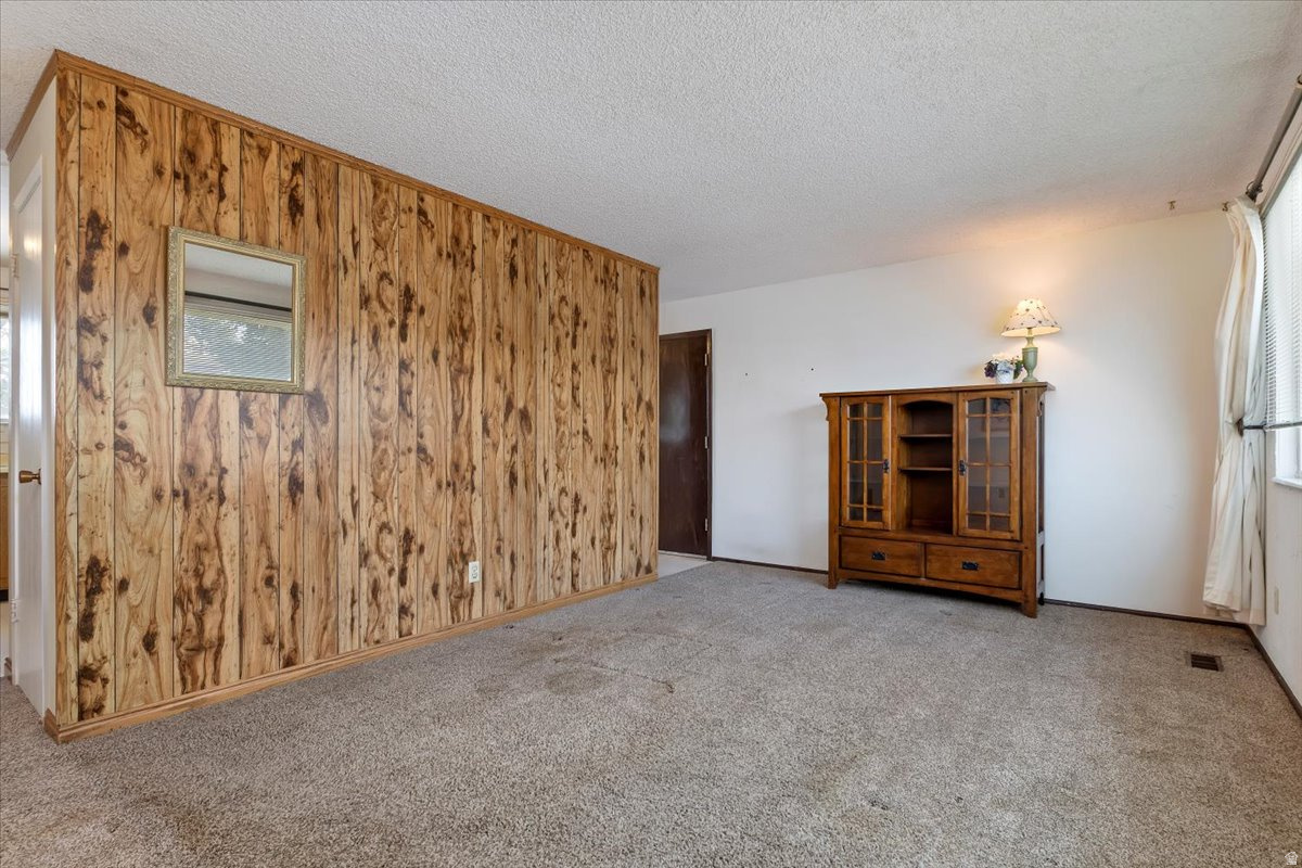 property viewer photo 5