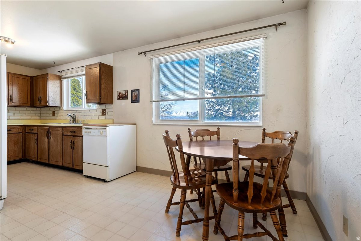 property viewer photo 7