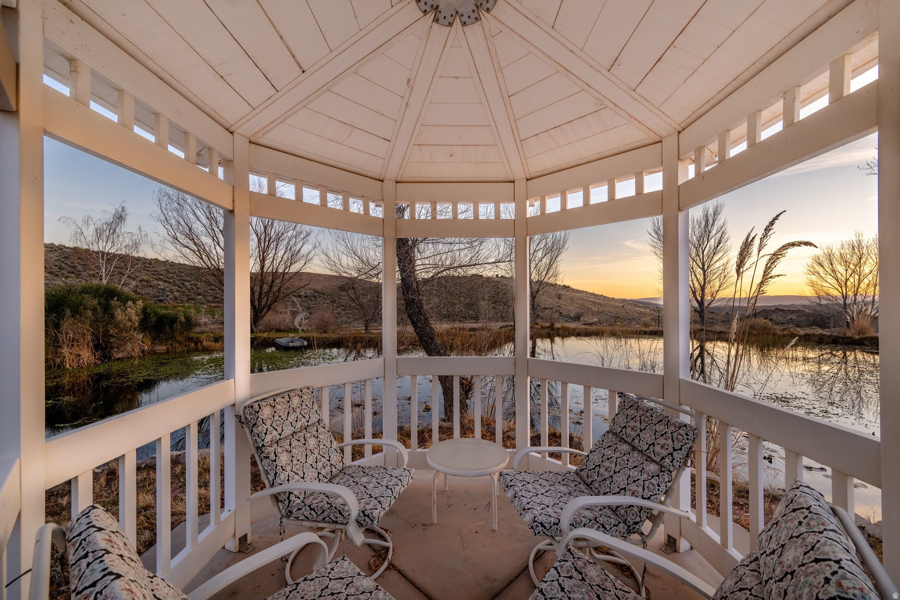main property photo 60