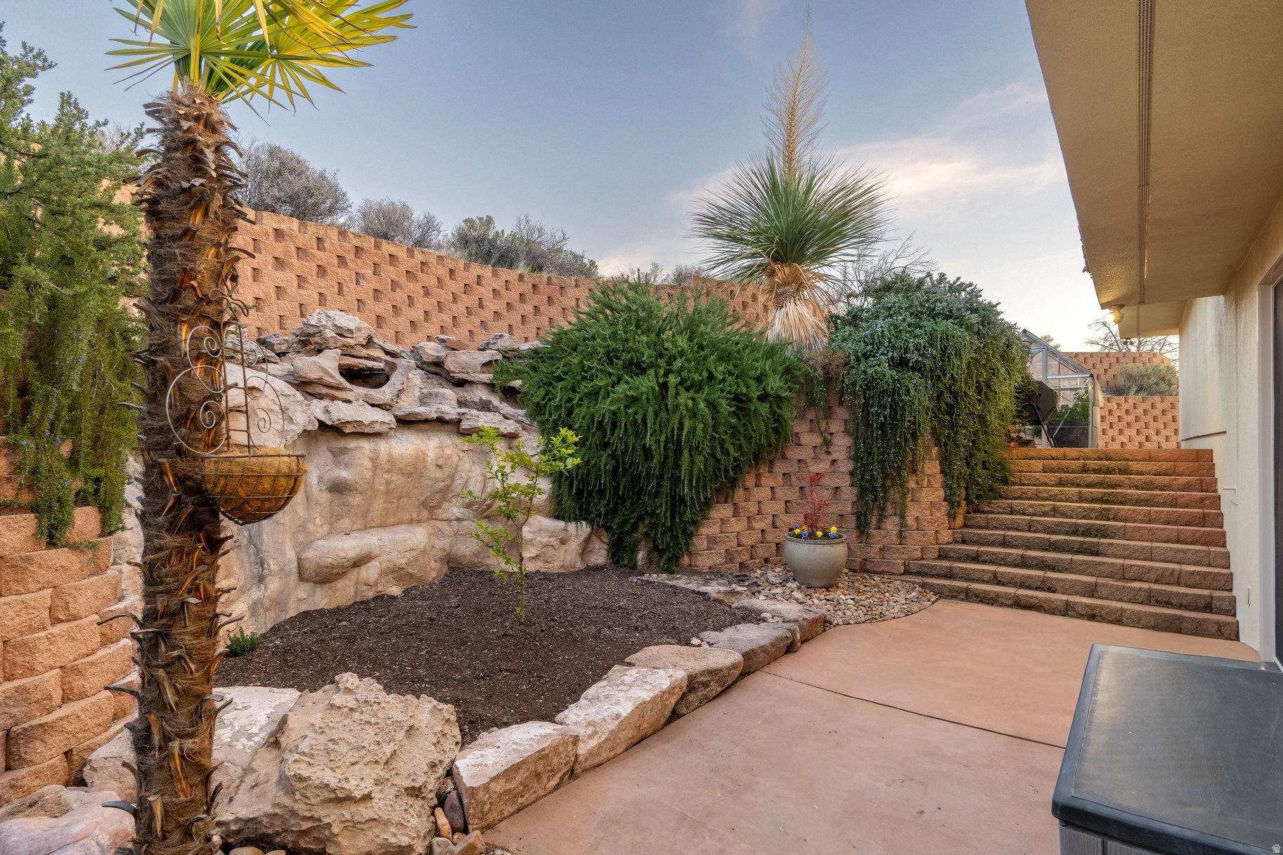 main property photo 67