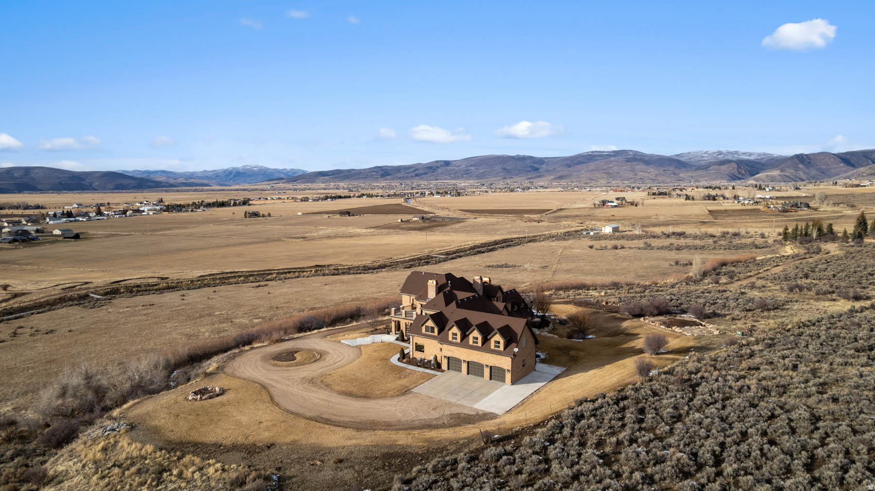 main property photo 70