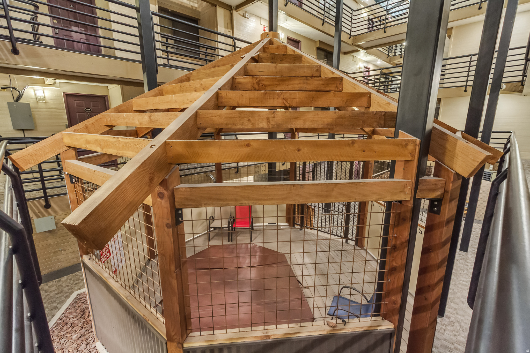 main property photo 25