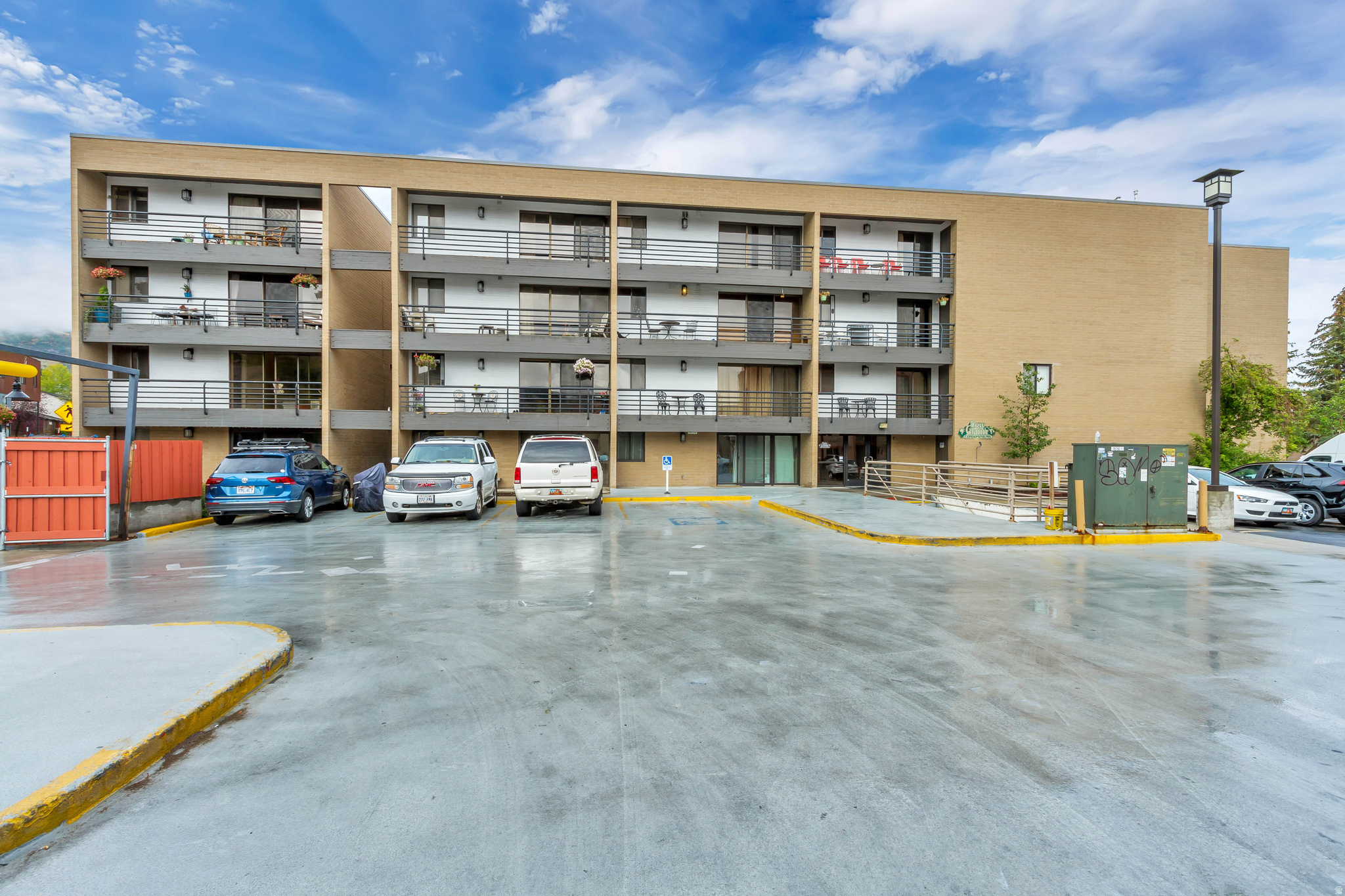 main property photo 33