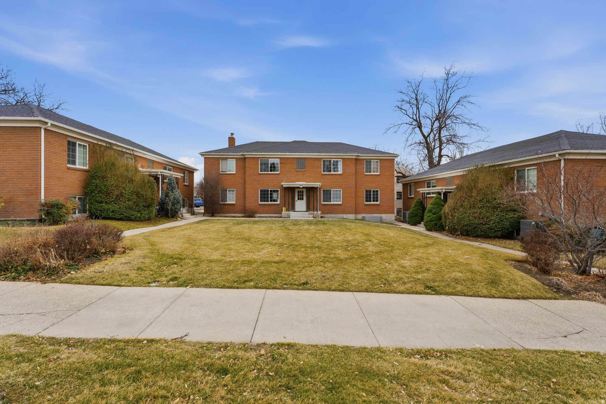 main property photo 17