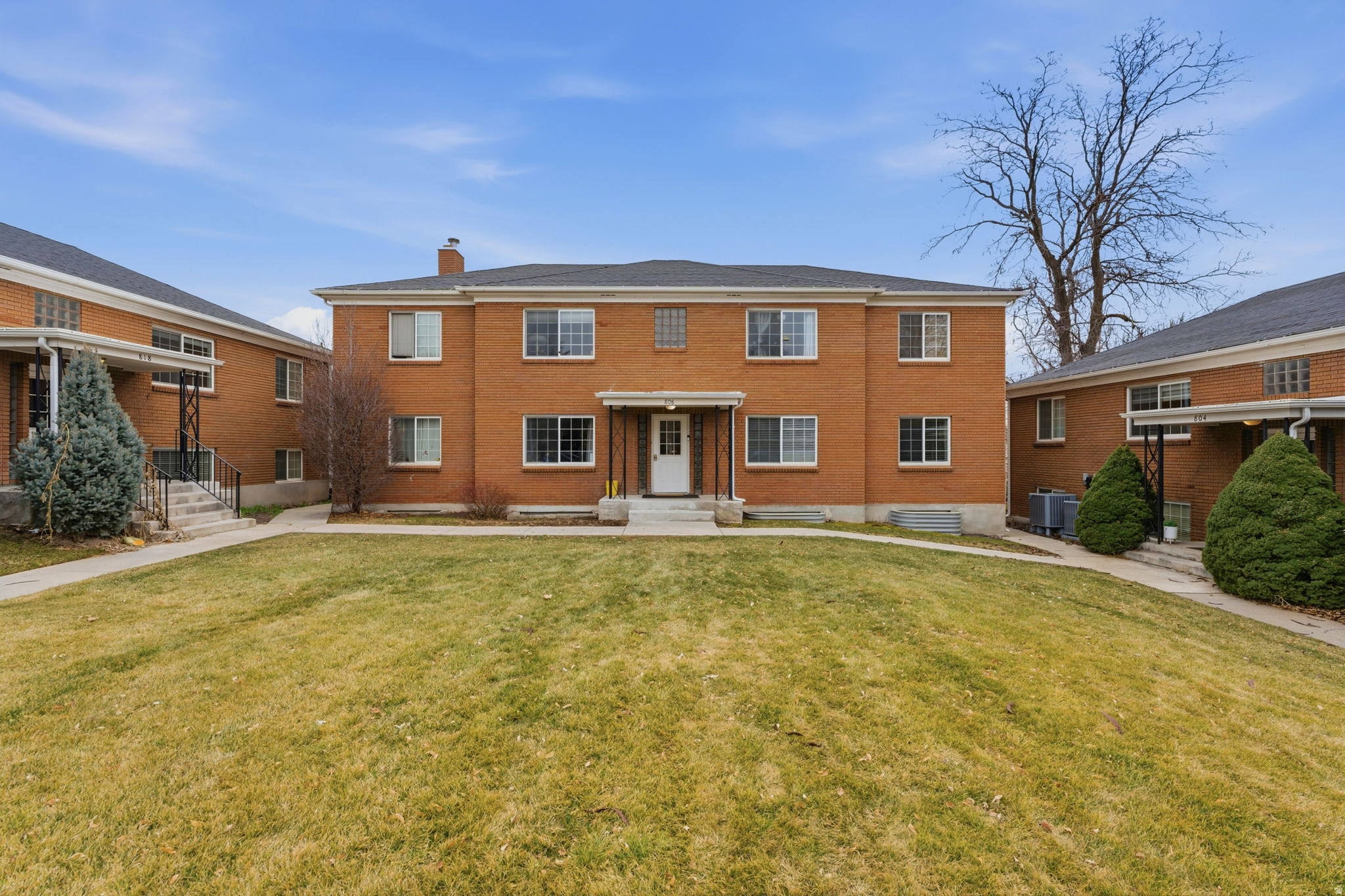 main property photo 19