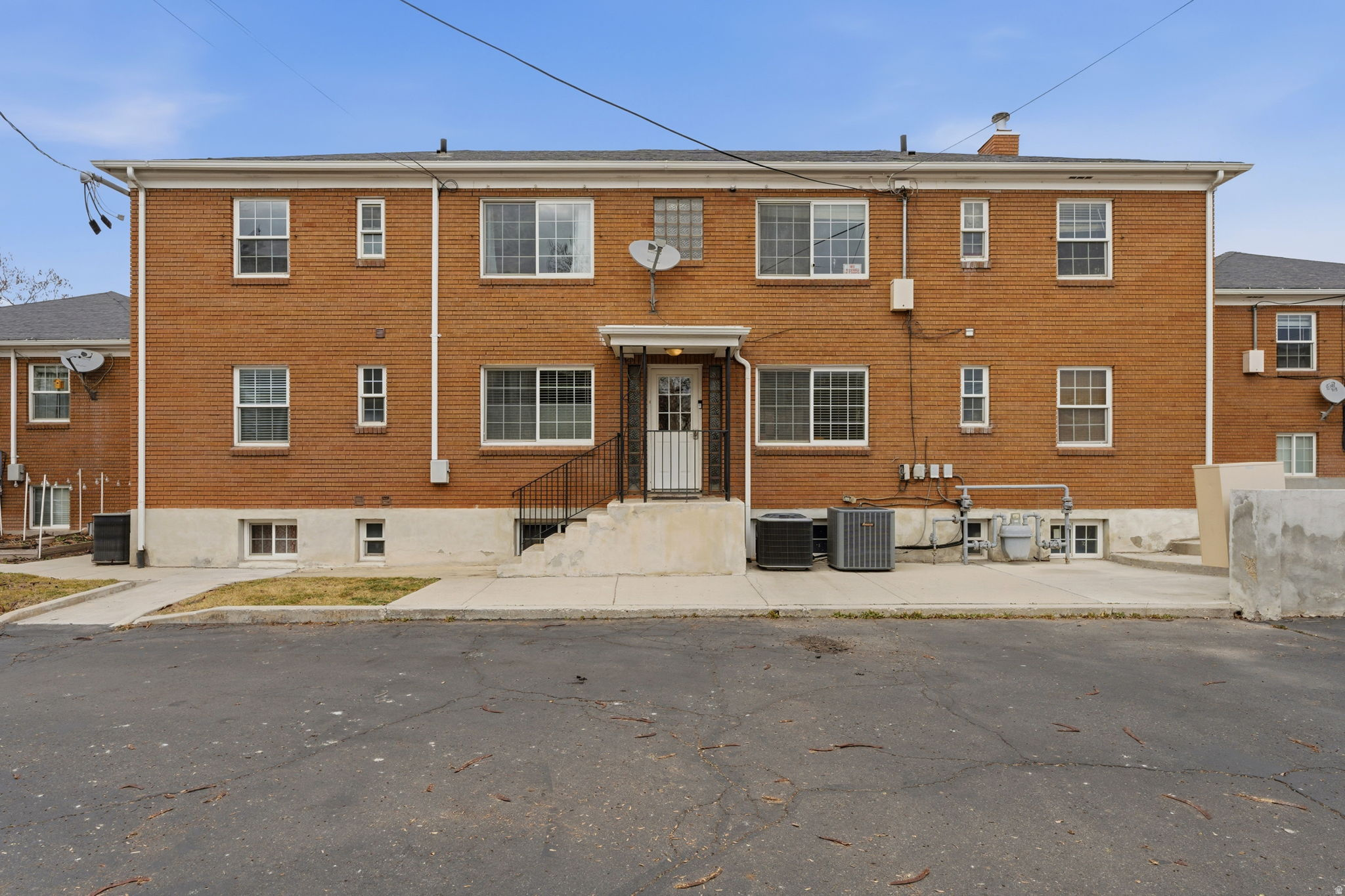 main property photo 20