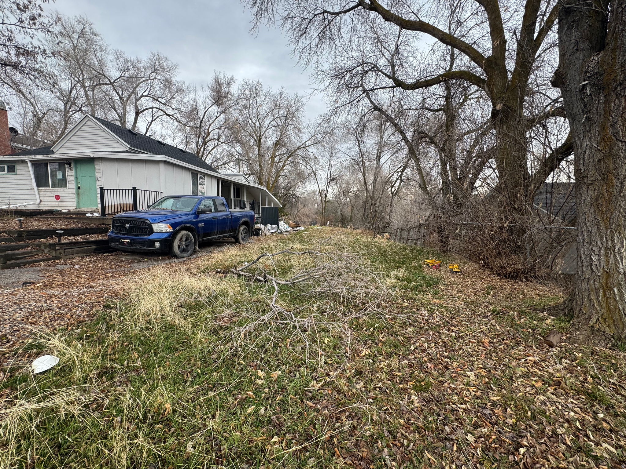 main property photo 2