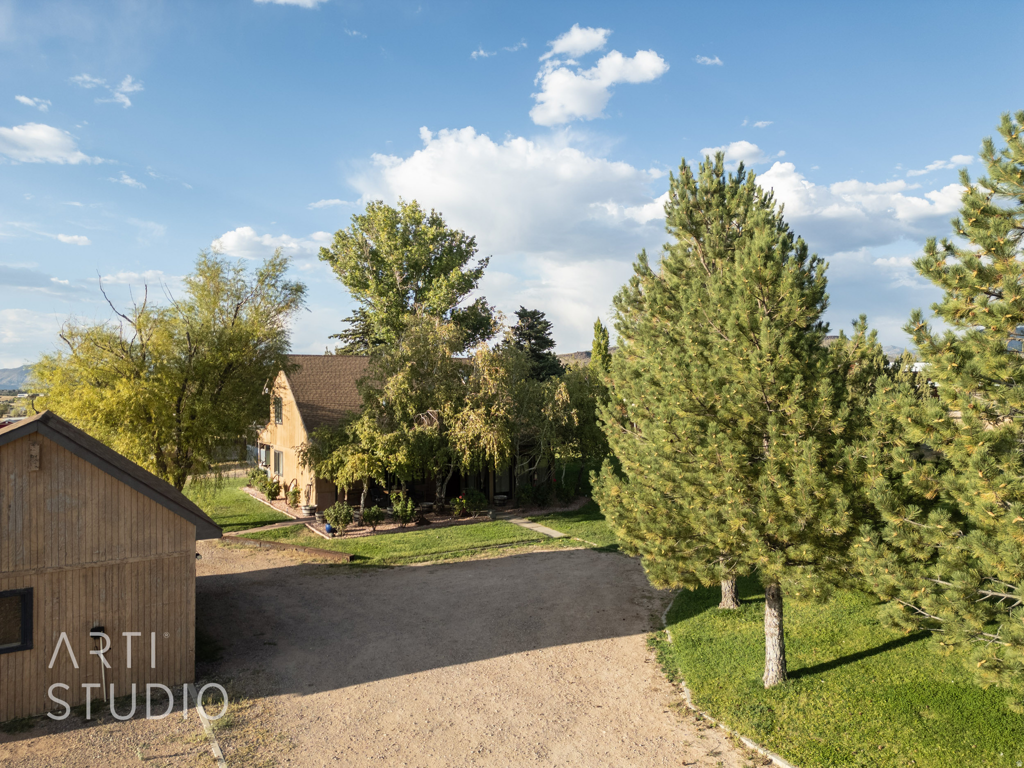 main property photo 3