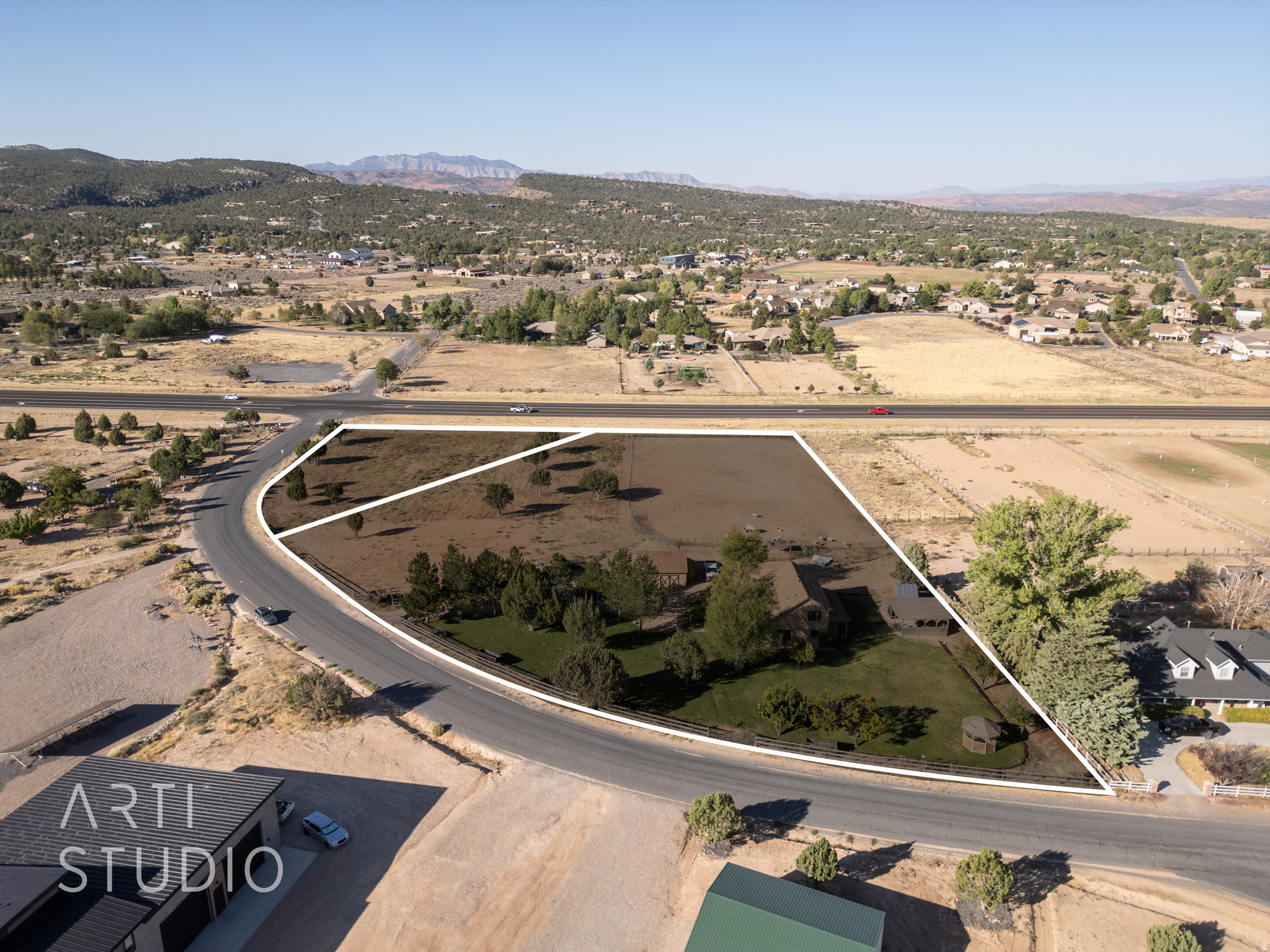 main property photo 47