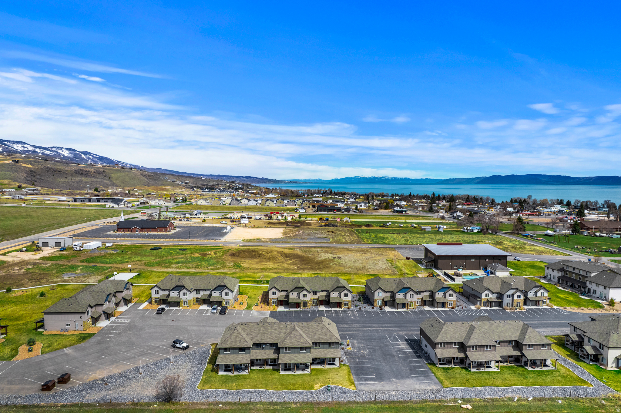 main property photo 32