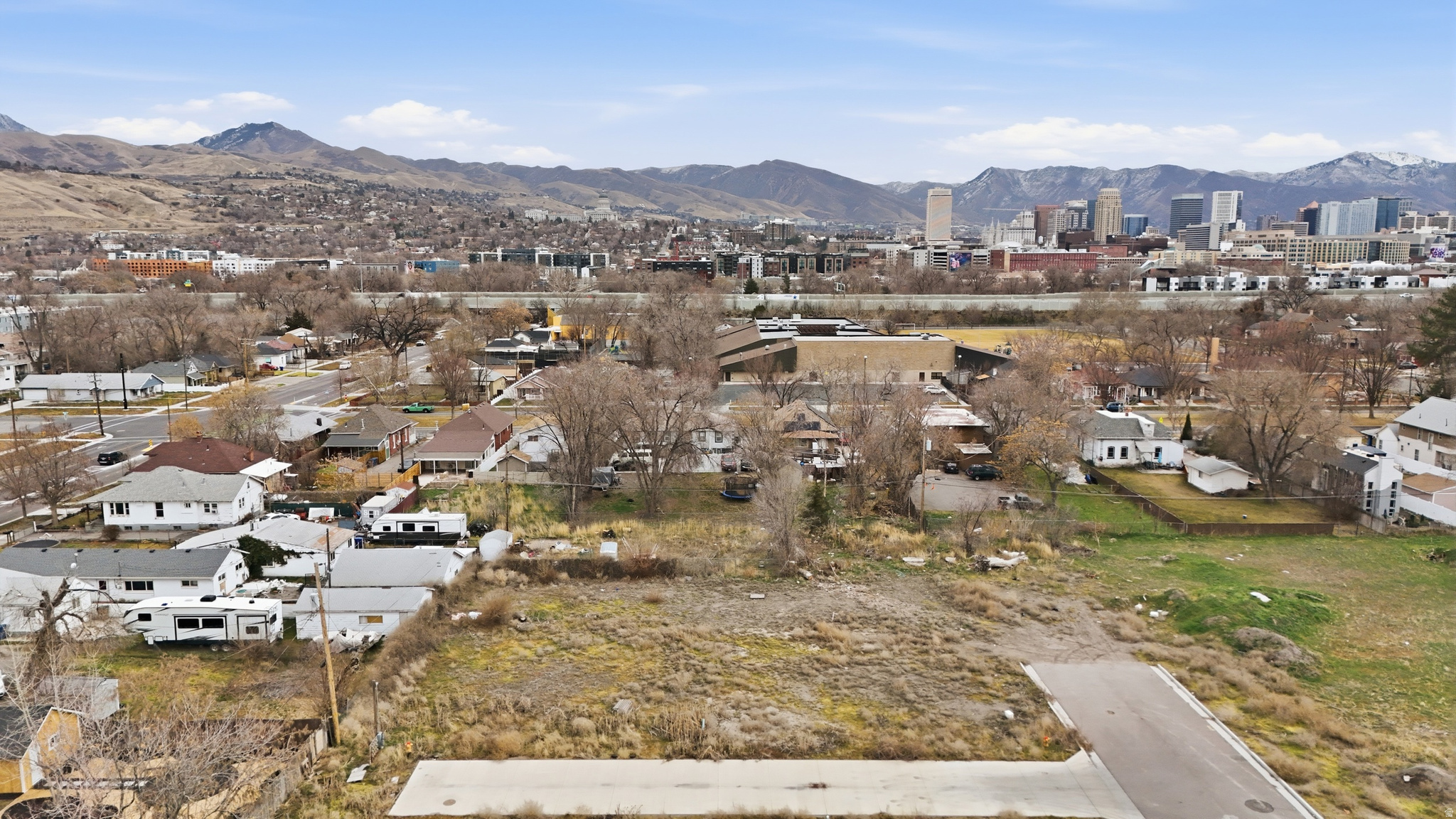 main property photo 5