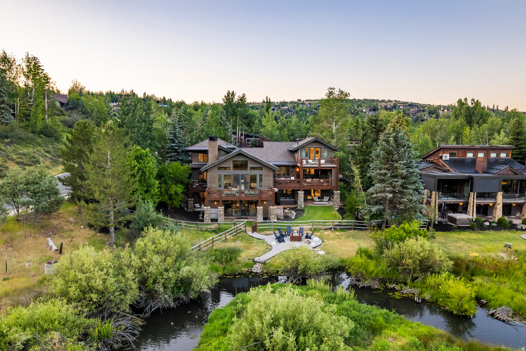 main property photo 60