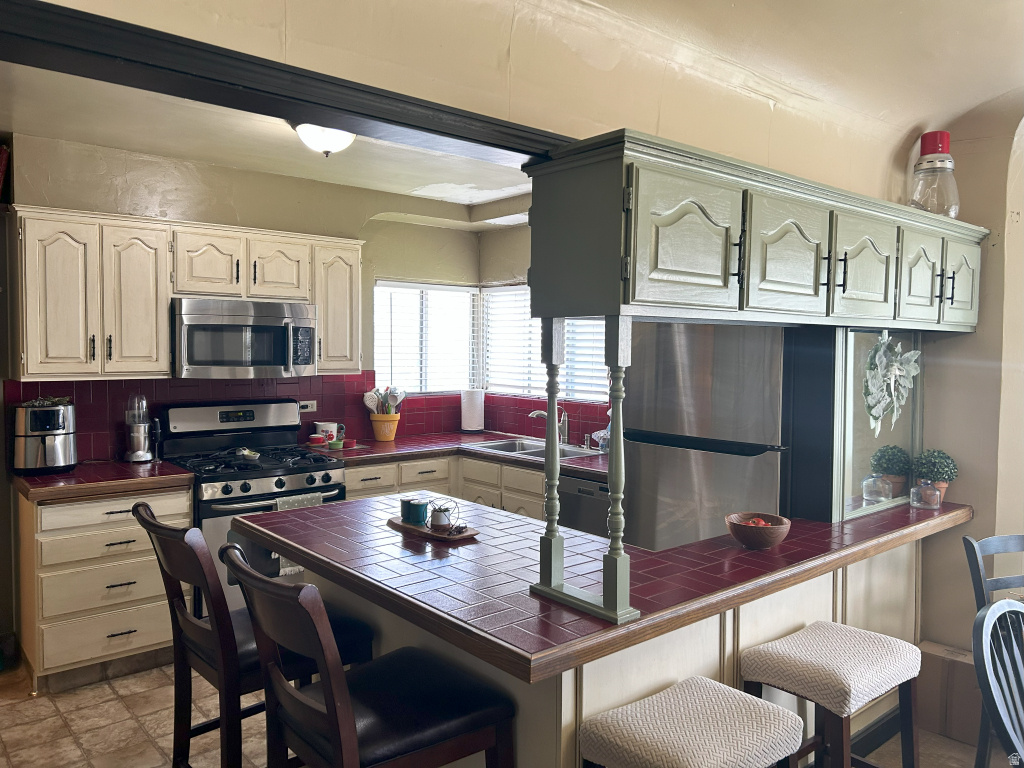main property photo 12