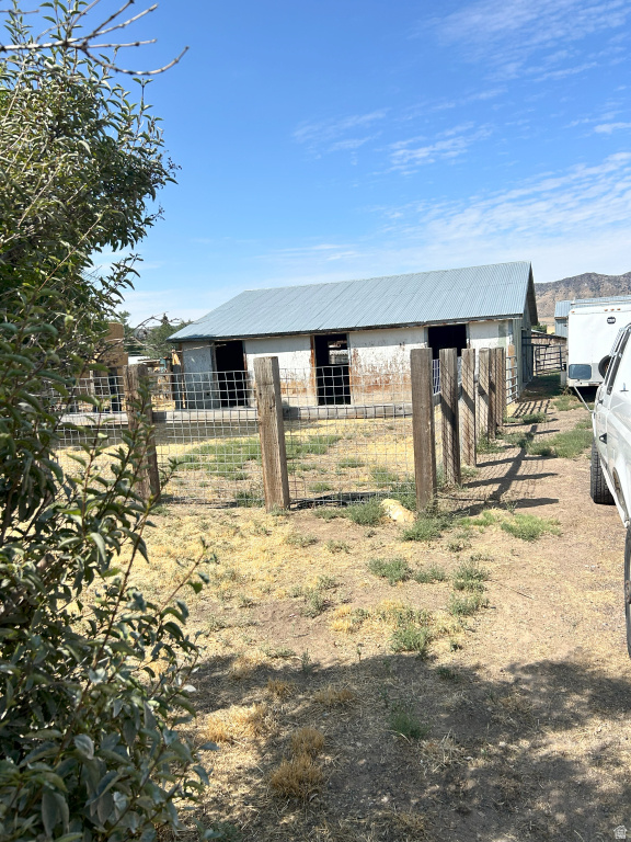 main property photo 27