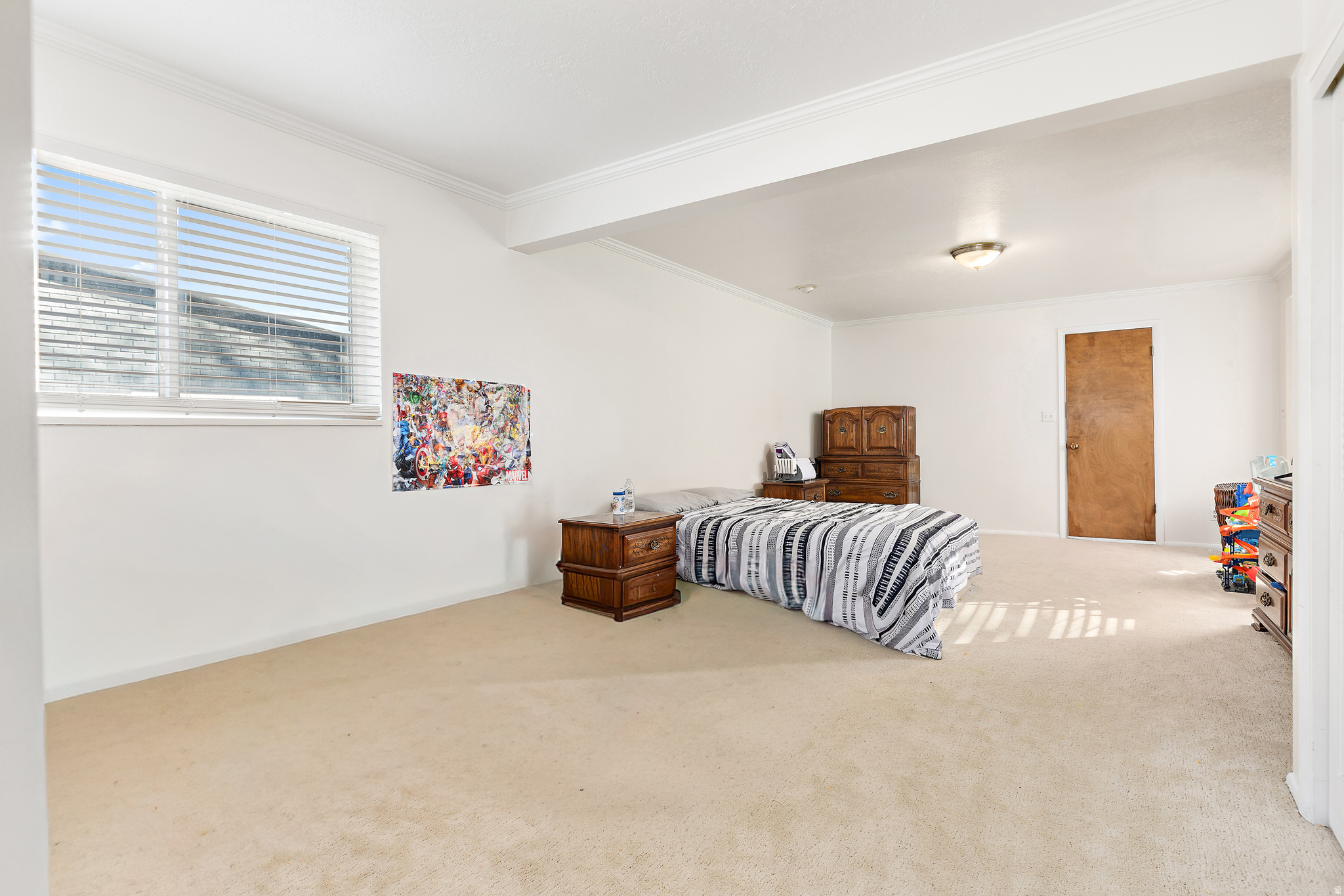 main property photo 13