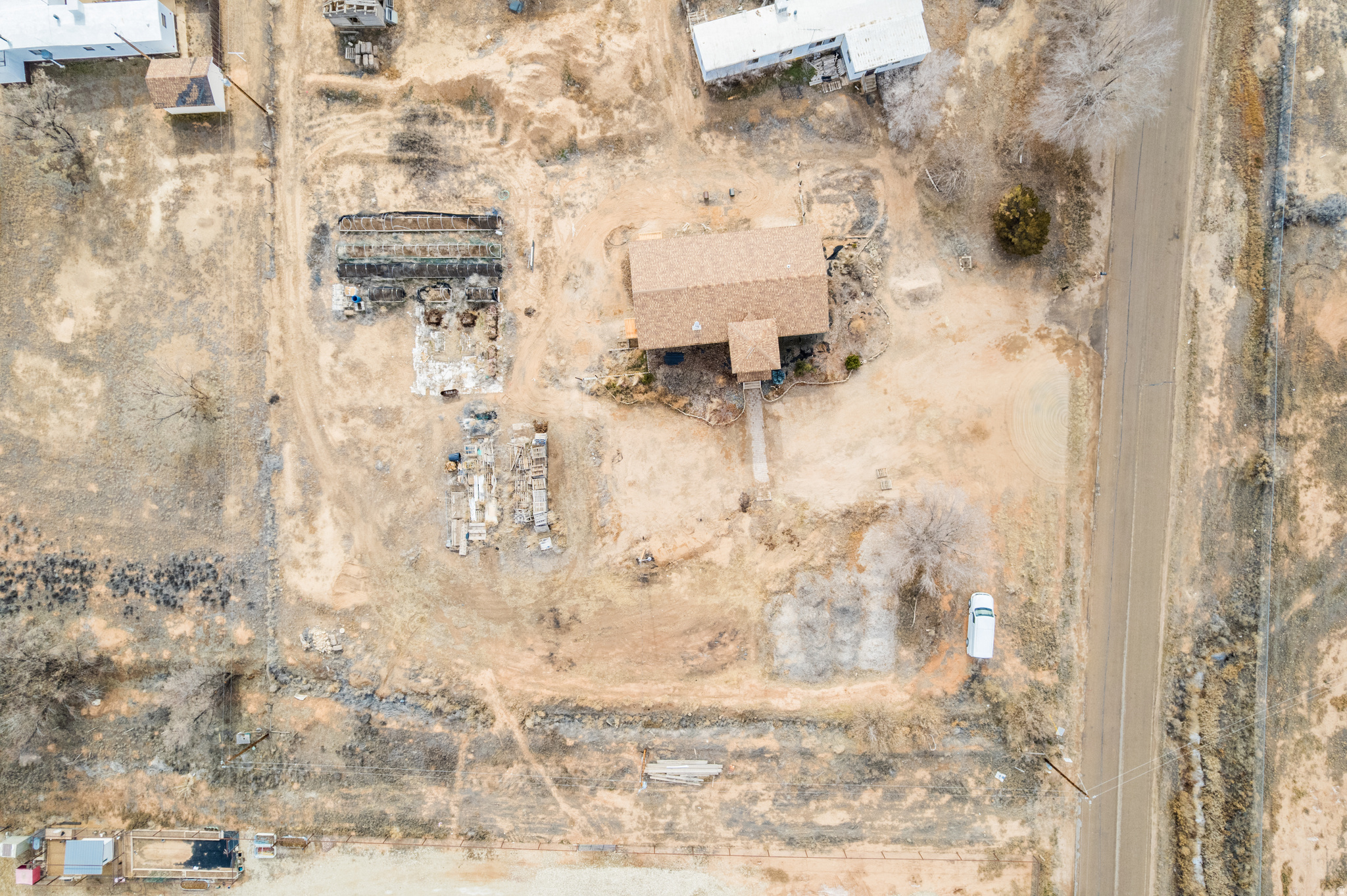 main property photo 28