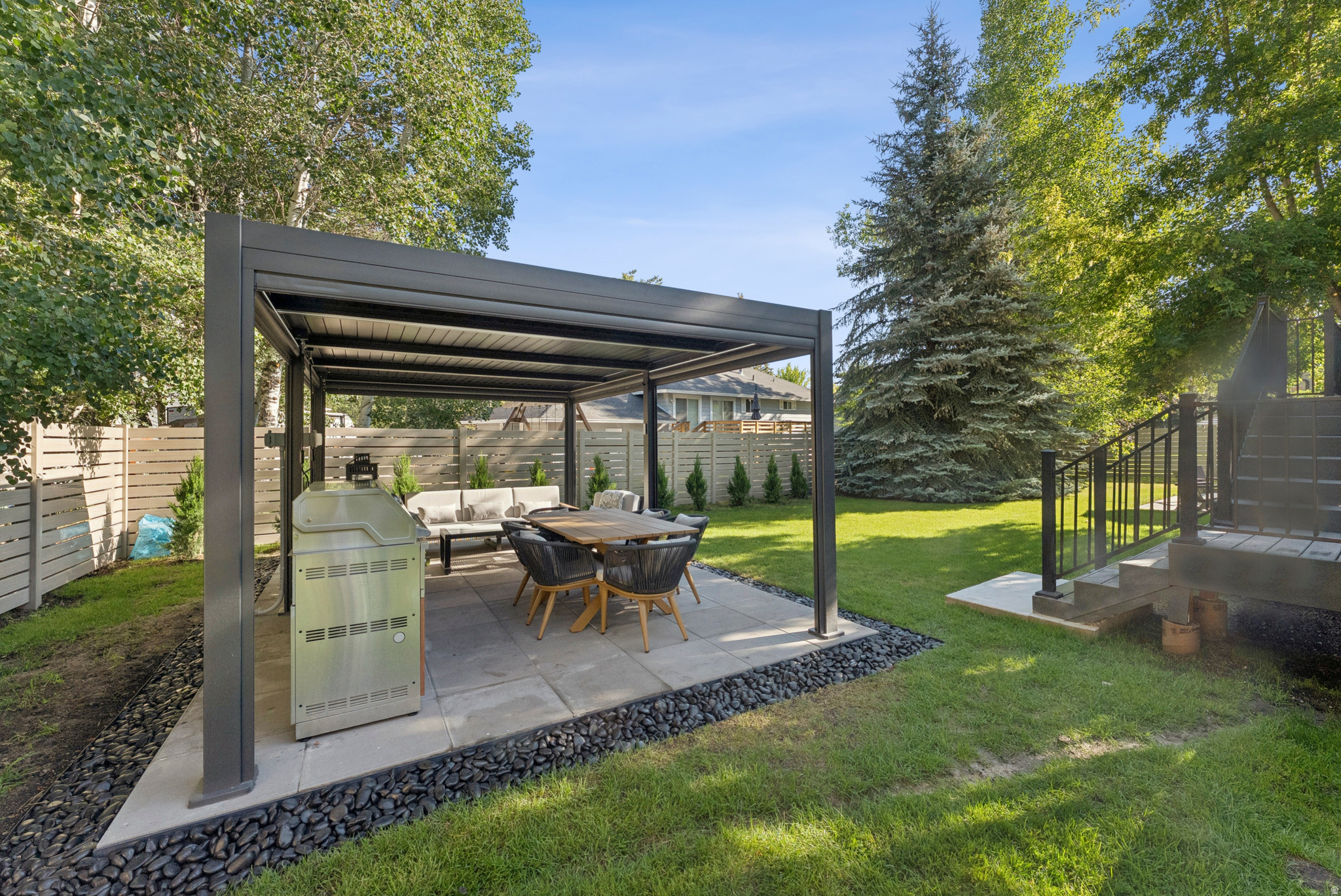 main property photo 45